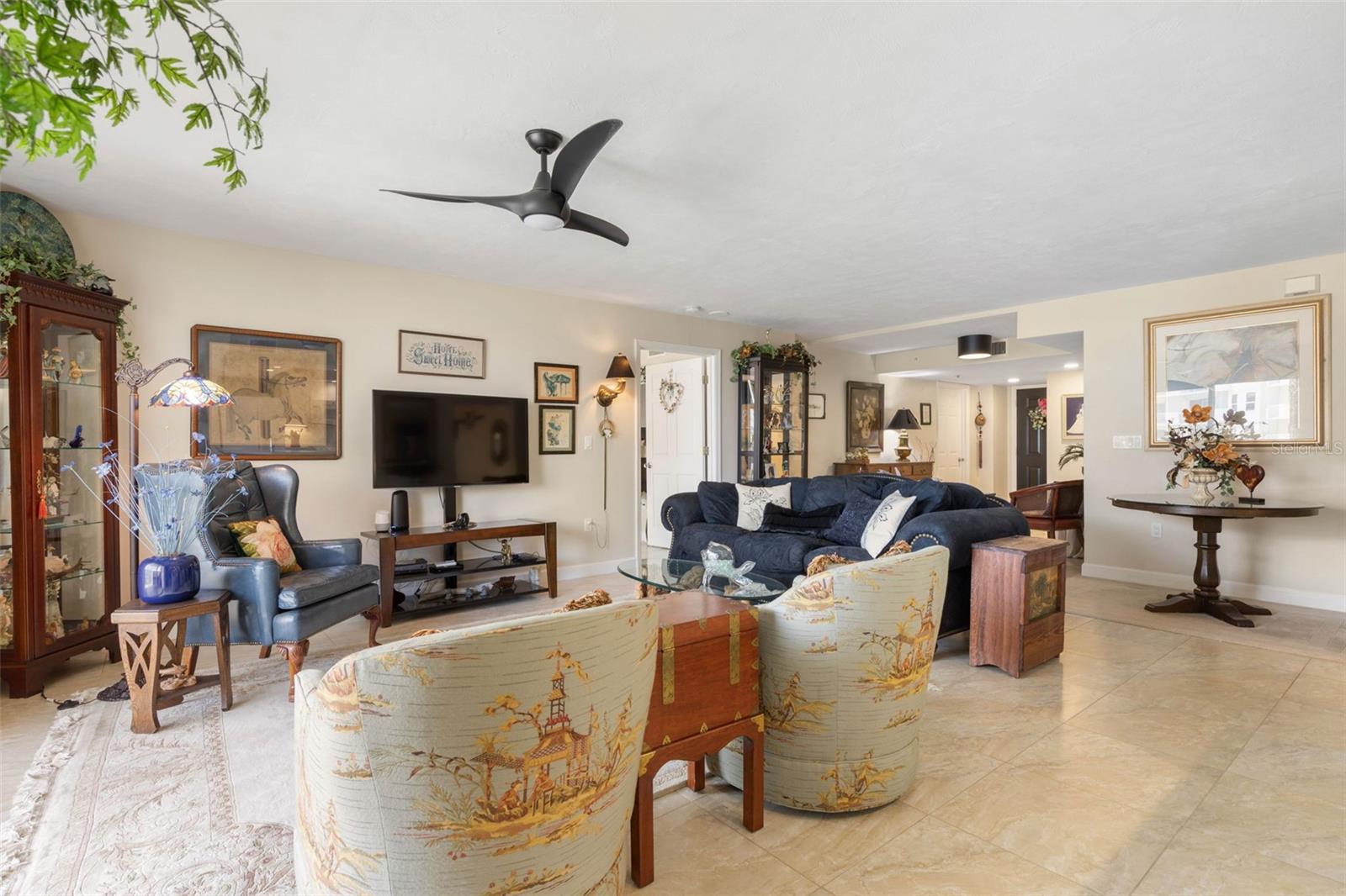 1 John Anderson Dr #5160 Property Photo 7