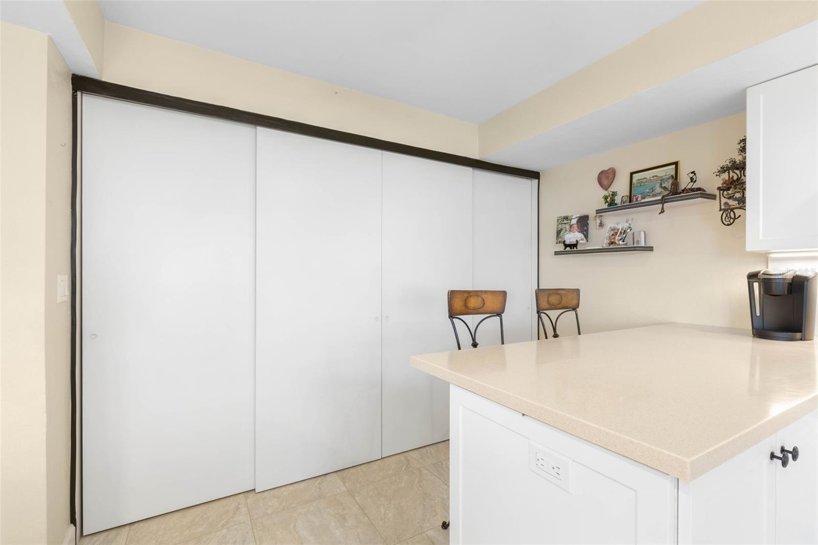 1 John Anderson Dr #5160 Property Photo 20