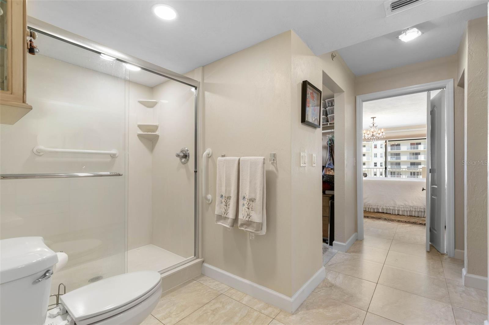 1 John Anderson Dr #5160 Property Photo 27