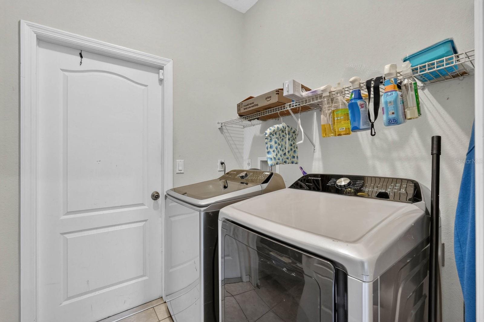 25 Kathryn Pl Property Photo 28