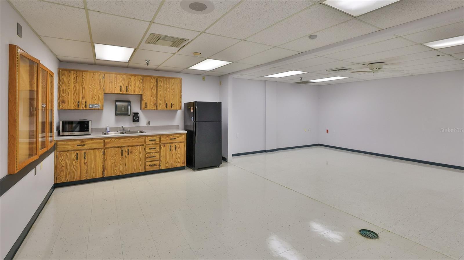 2 Commerce Blvd Property Photo 17