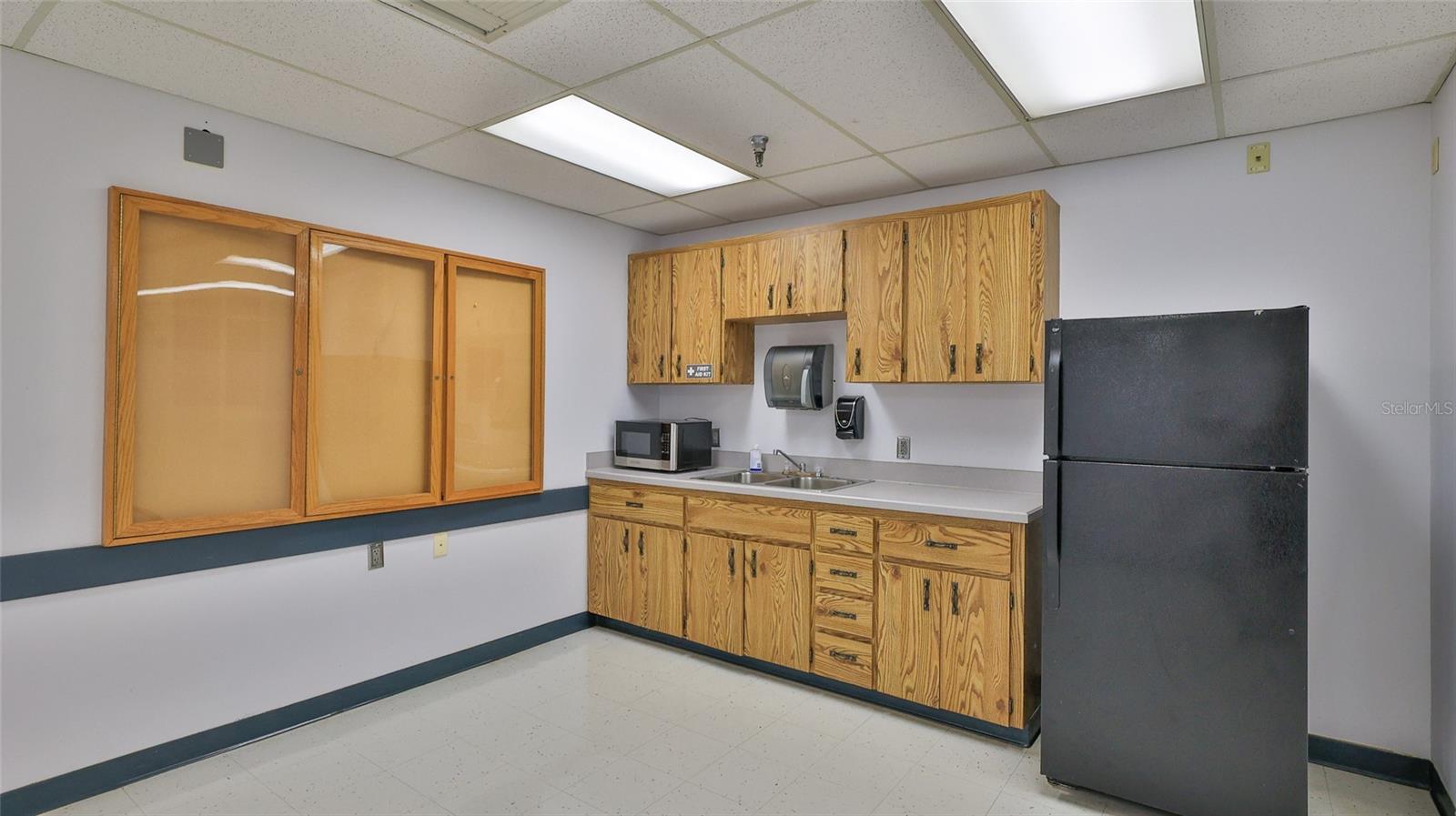 2 Commerce Blvd Property Photo 19