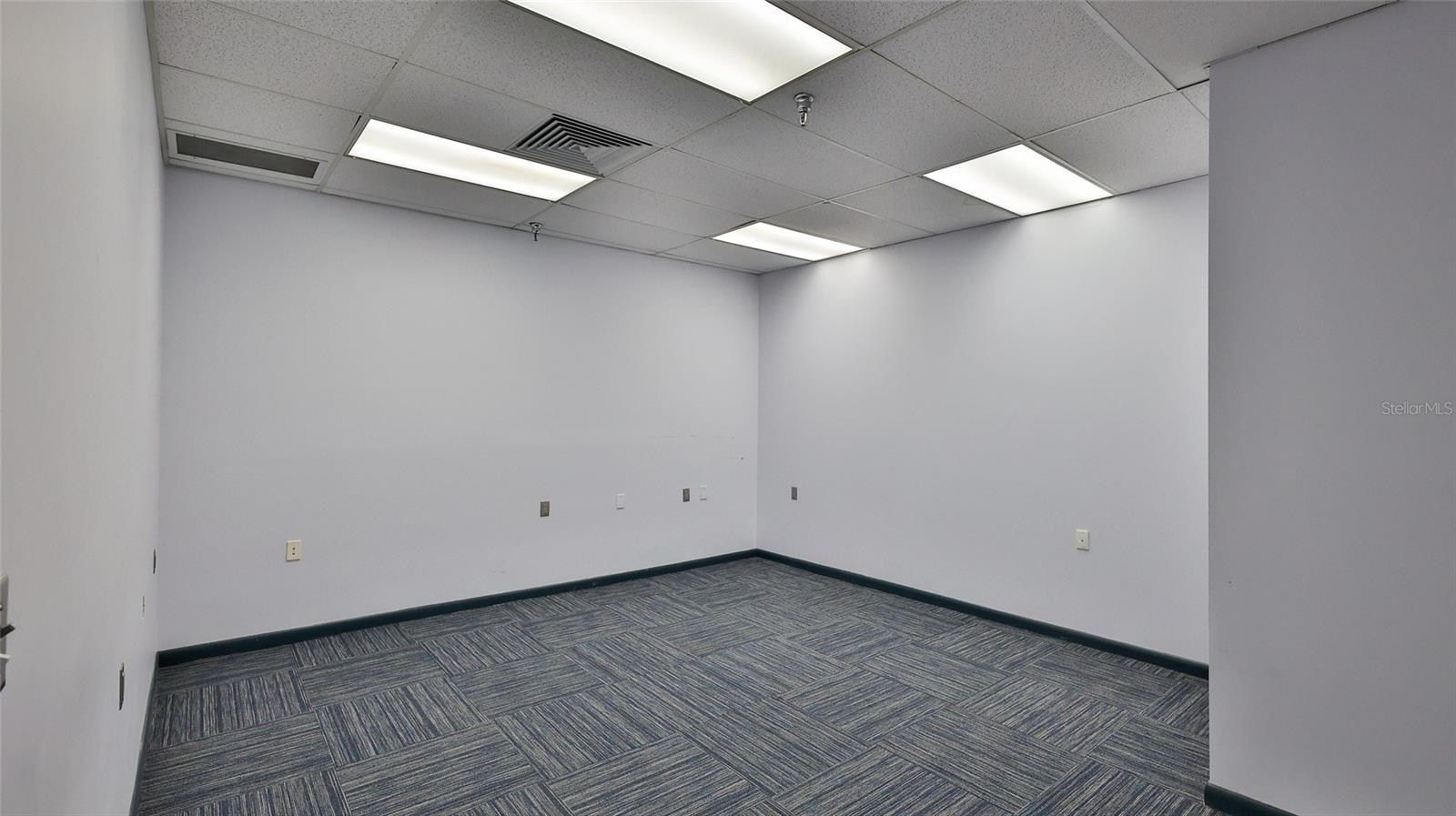 2 Commerce Blvd Property Photo 39