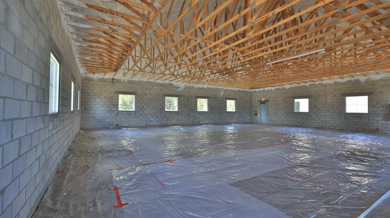 90 Exchange Loop Property Photo 3