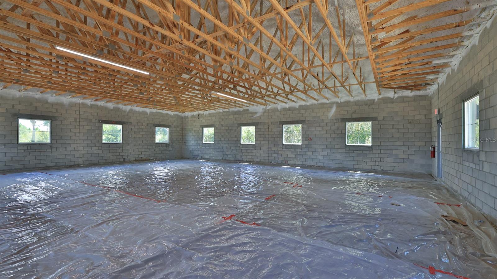 90 Exchange Loop Property Photo 7