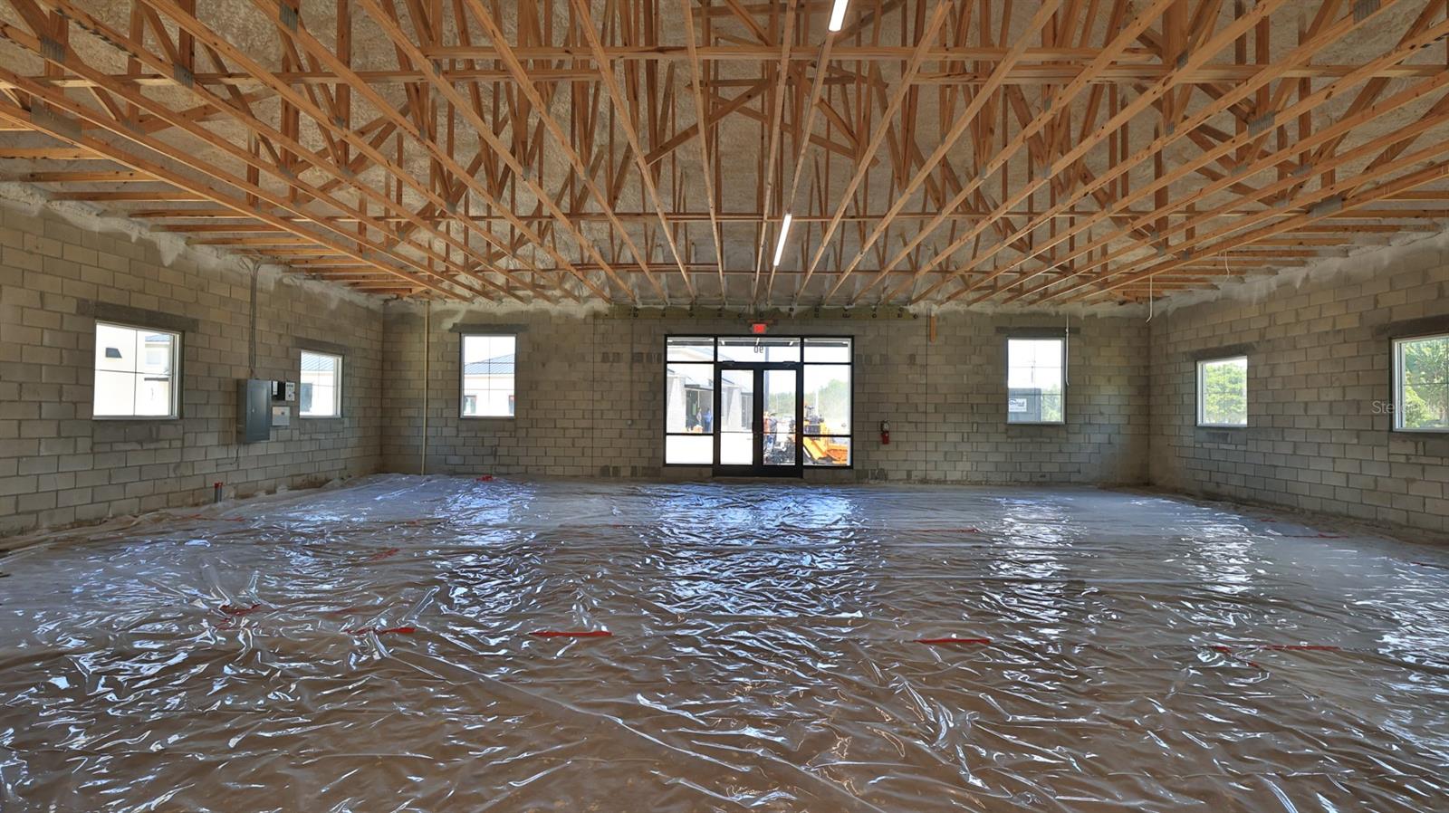 90 Exchange Loop Property Photo 11