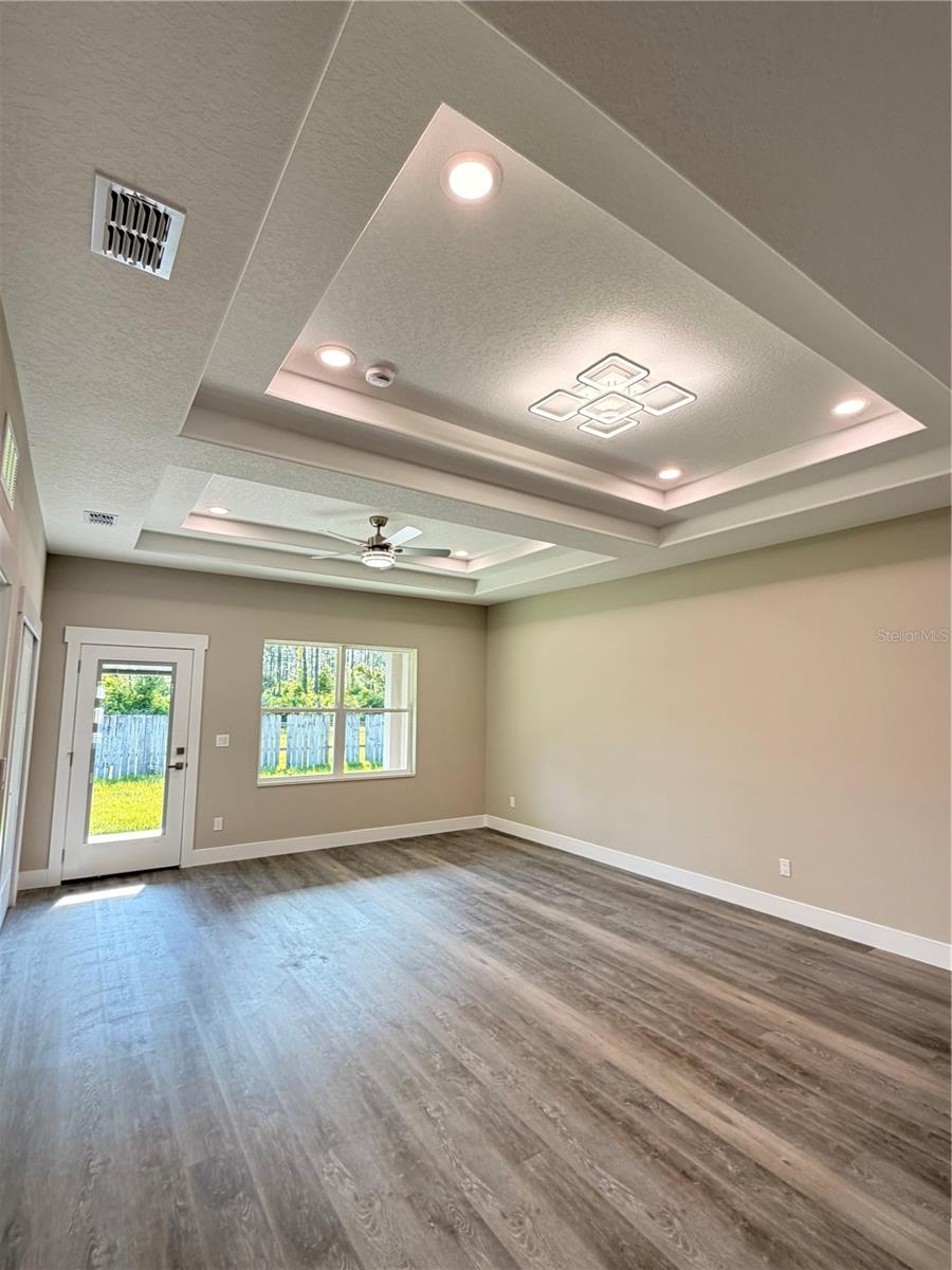 9 Slatington Pl #b Property Photo 6
