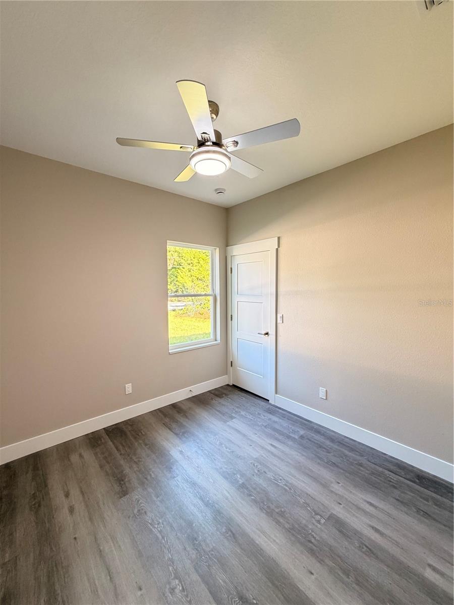 9 Slatington Pl #b Property Photo 13