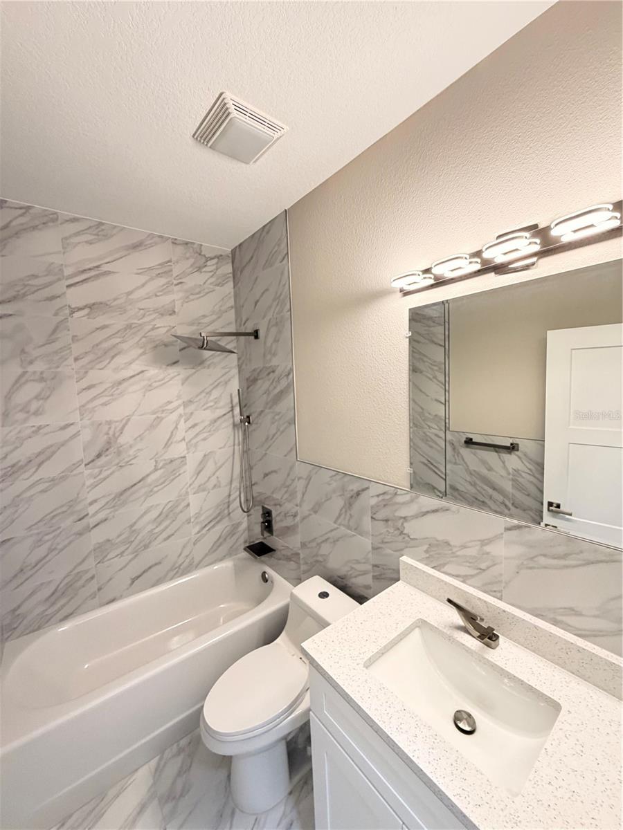9 Slatington Pl #b Property Photo 17