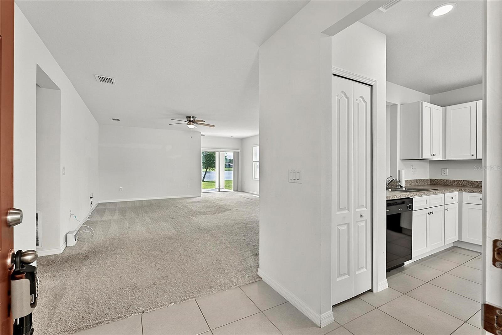 5258 Bear Corn Run Property Photo 4