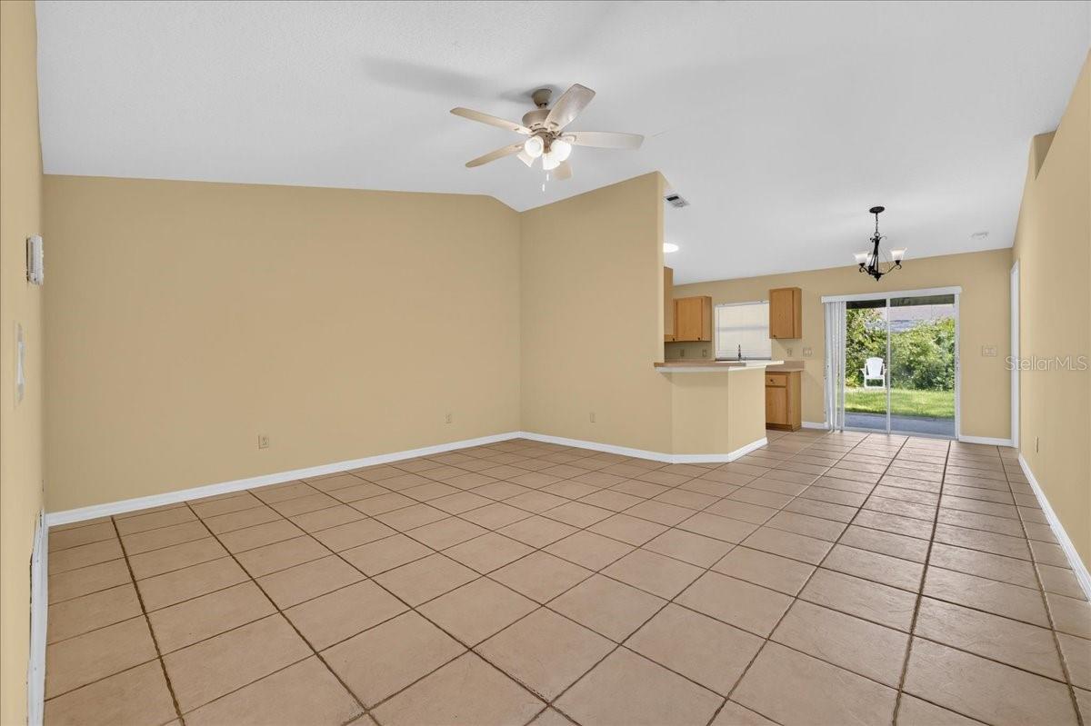37 Pine Hill Ln #b Property Photo 2