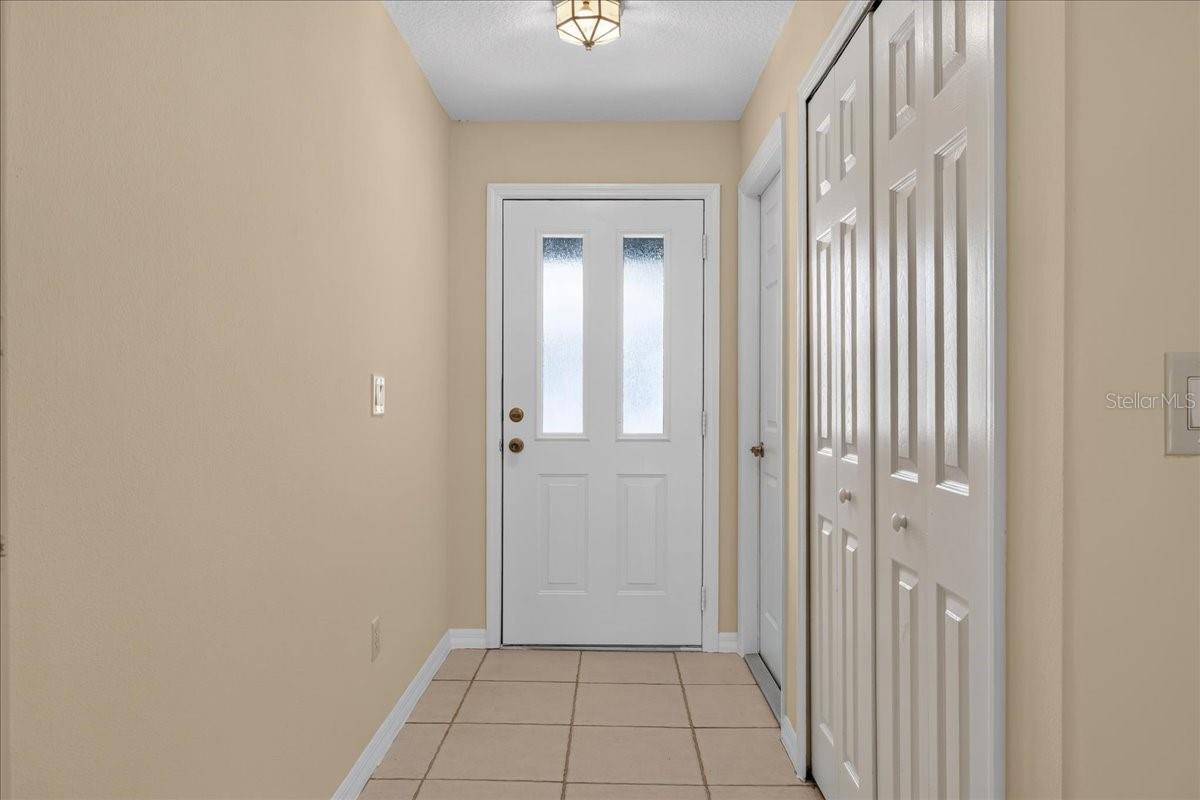 37 Pine Hill Ln #b Property Photo 5