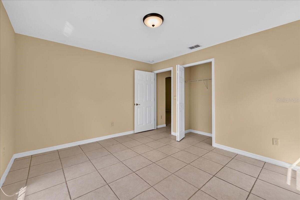 37 Pine Hill Ln #b Property Photo 7