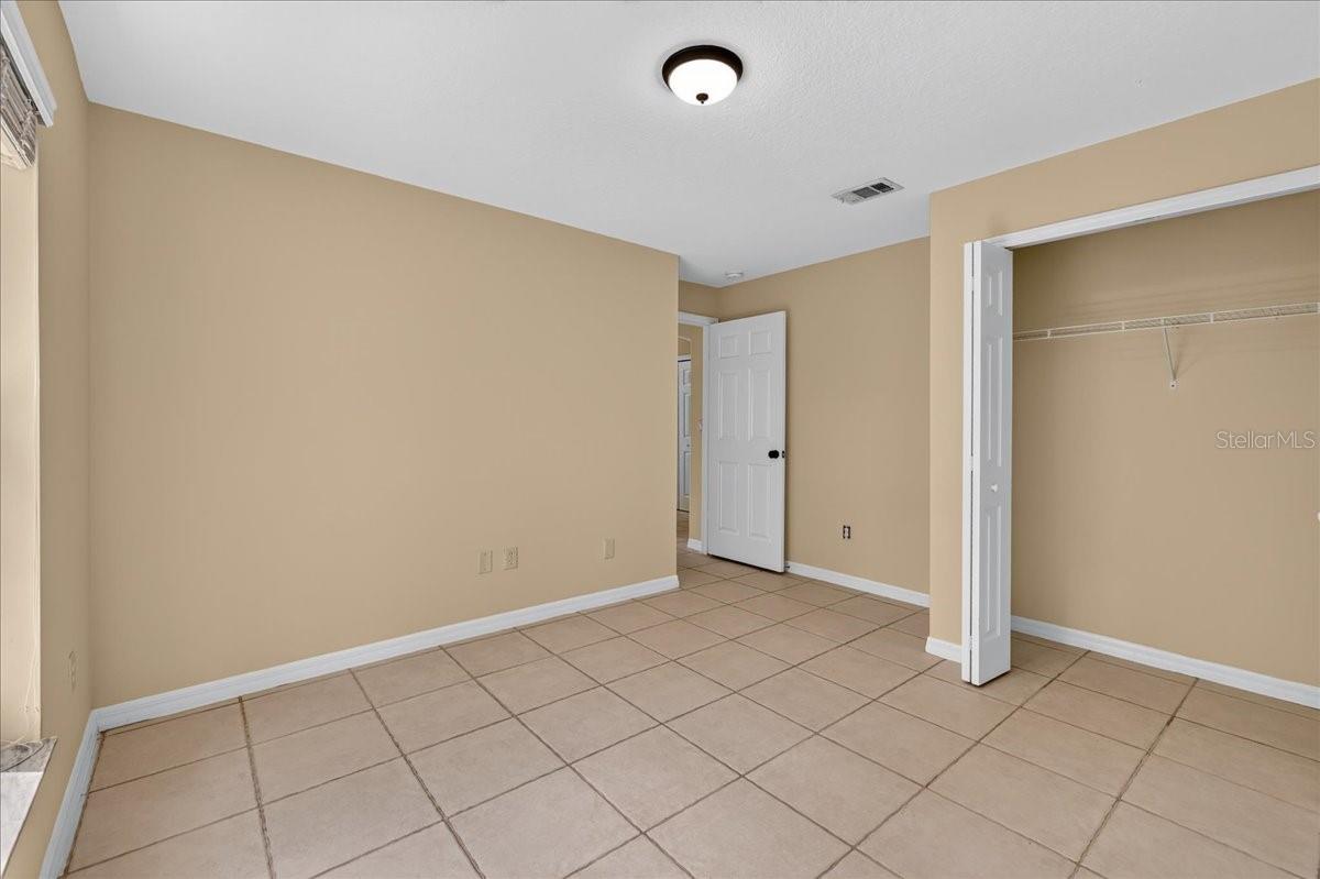 37 Pine Hill Ln #b Property Photo 10
