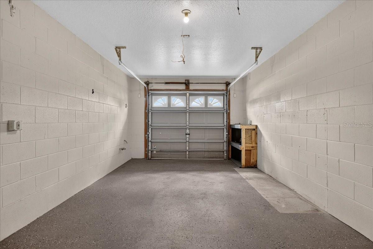 37 Pine Hill Ln #b Property Photo 16