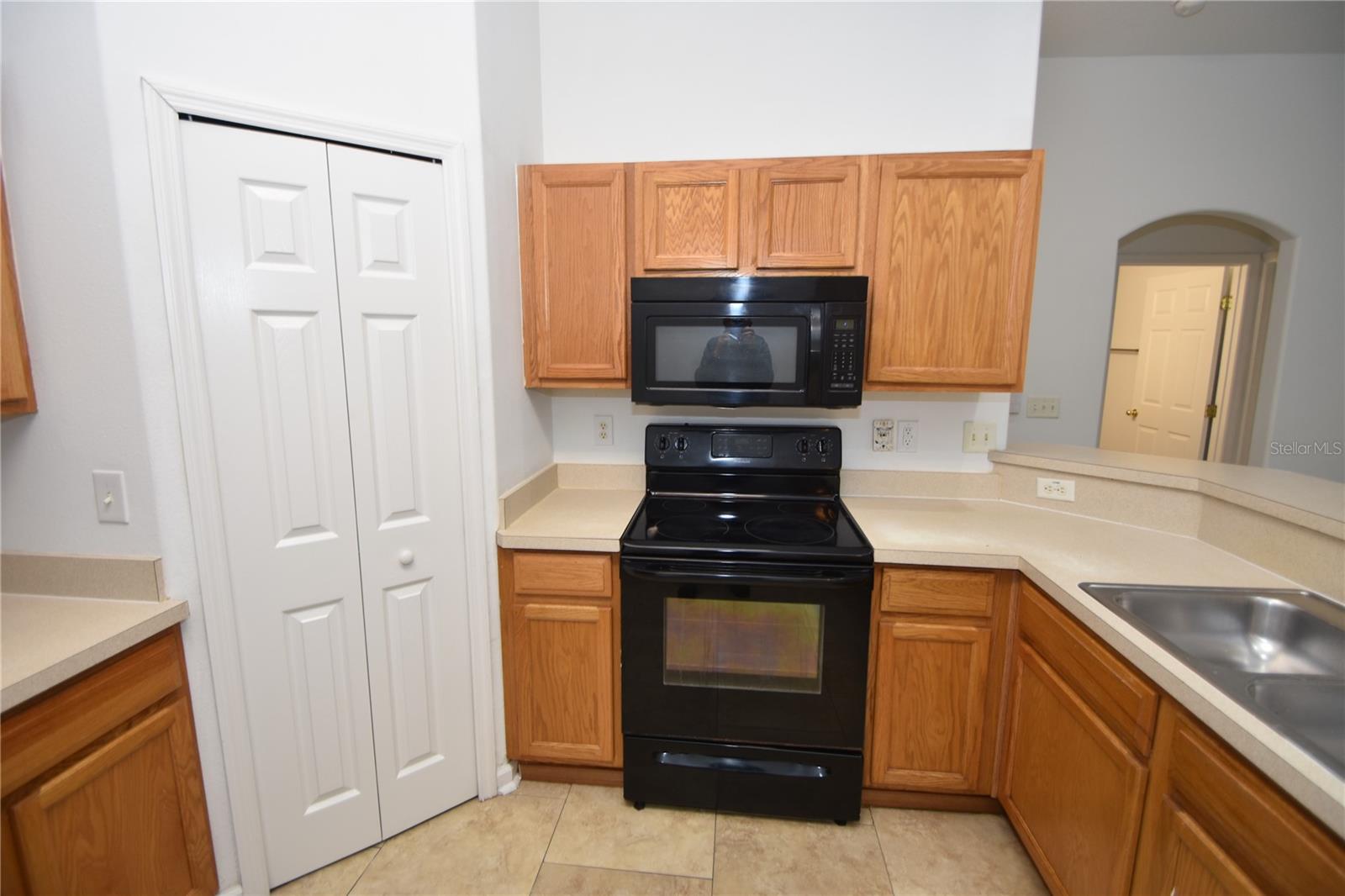 3 Seward Trl E Property Photo 13