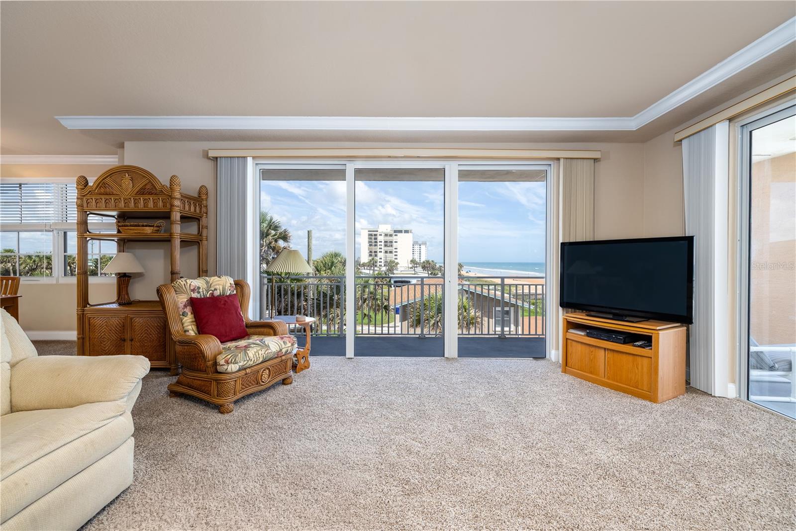 1425 Ocean Shore Blvd #203 Property Photo 10