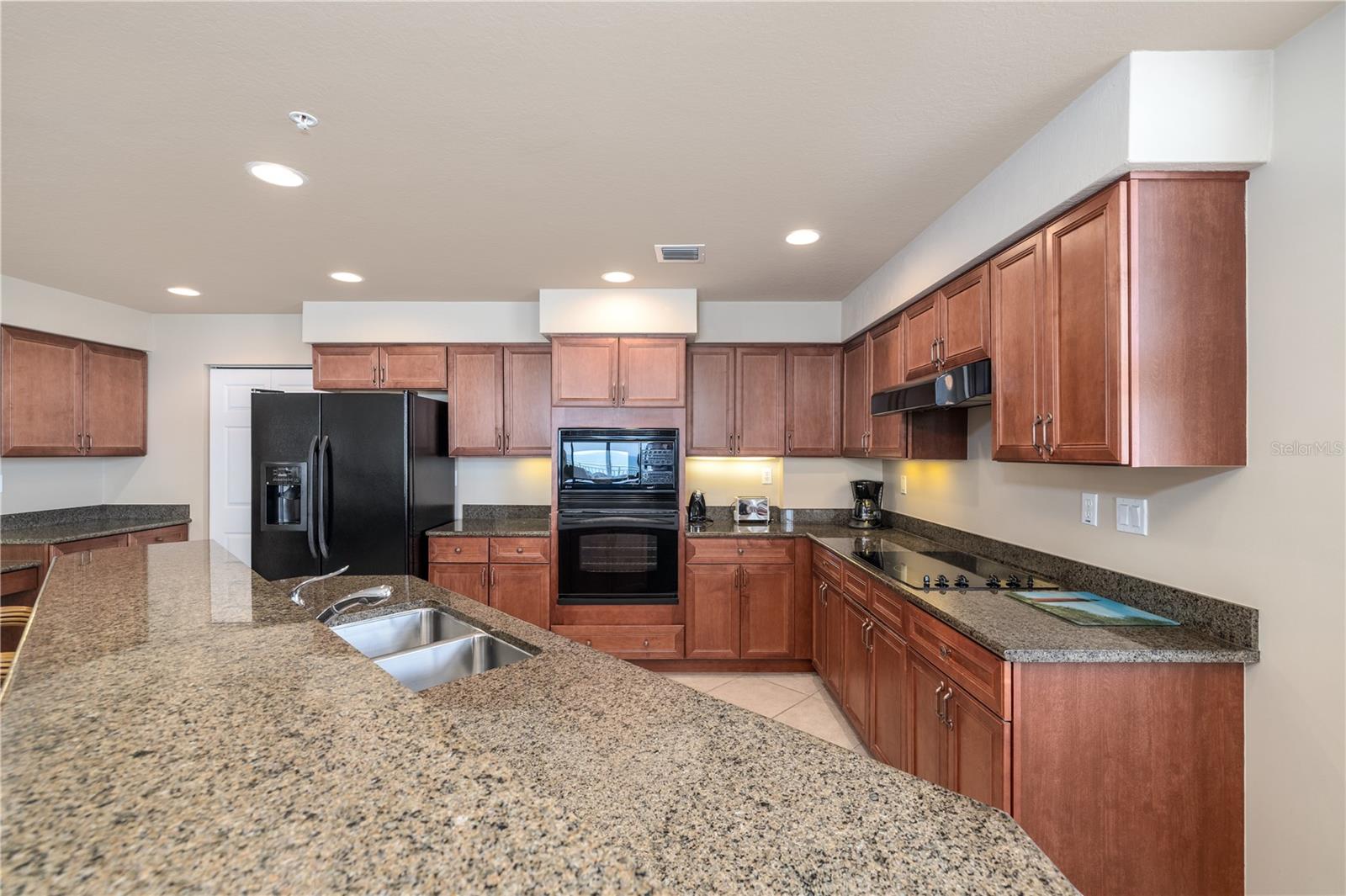 1425 Ocean Shore Blvd #203 Property Photo 14