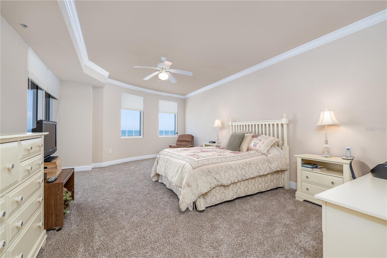 1425 Ocean Shore Blvd #203 Property Photo 17