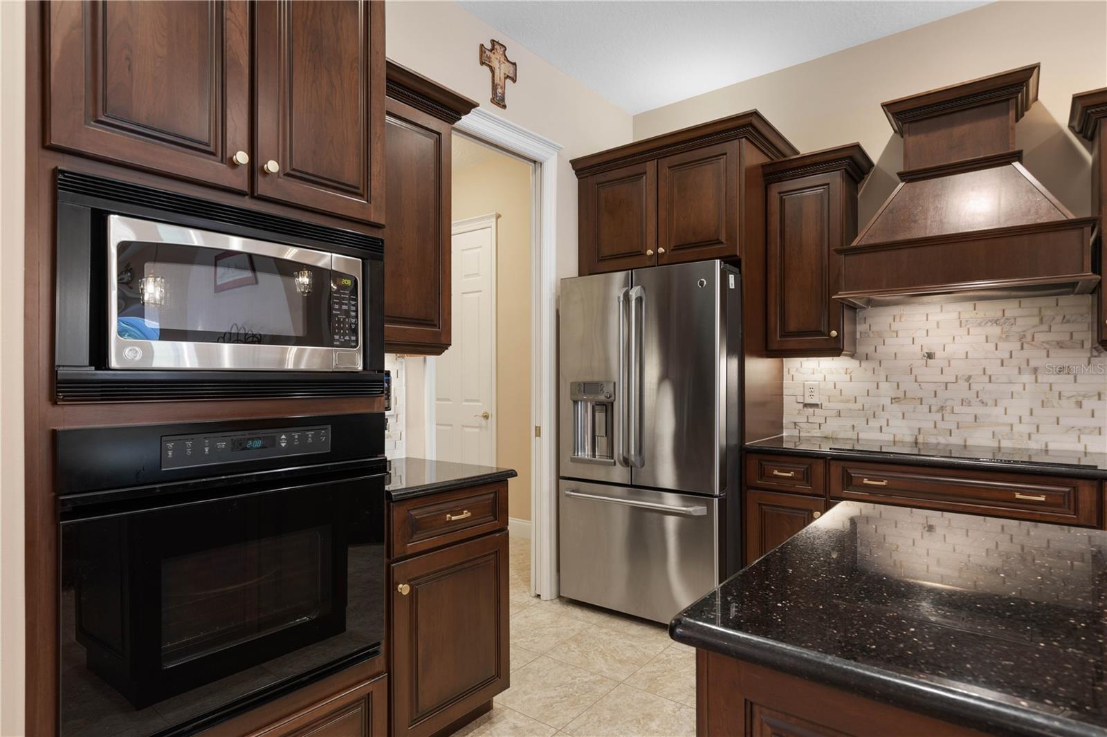 8 N Waterview Dr Property Photo 20