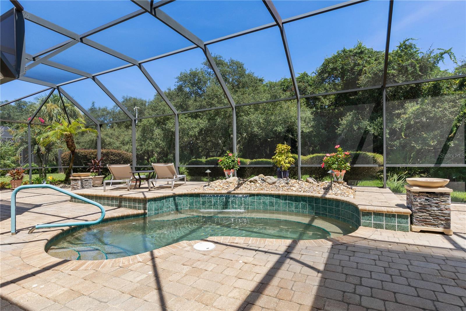 8 N Waterview Dr Property Photo 39