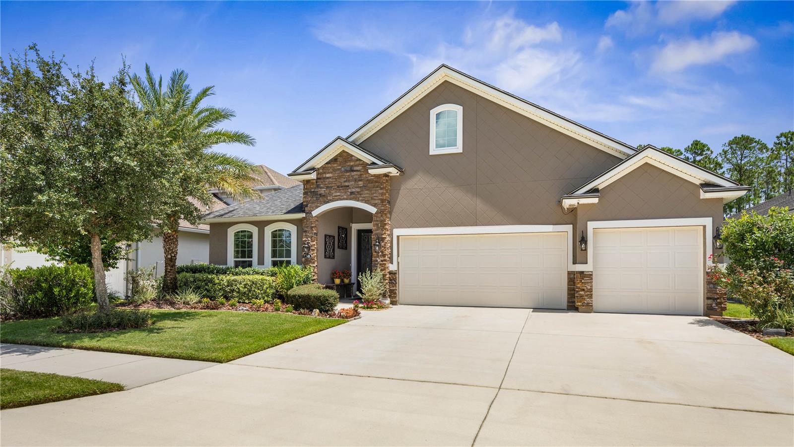 148 S Coopers Hawk Way Property Photo