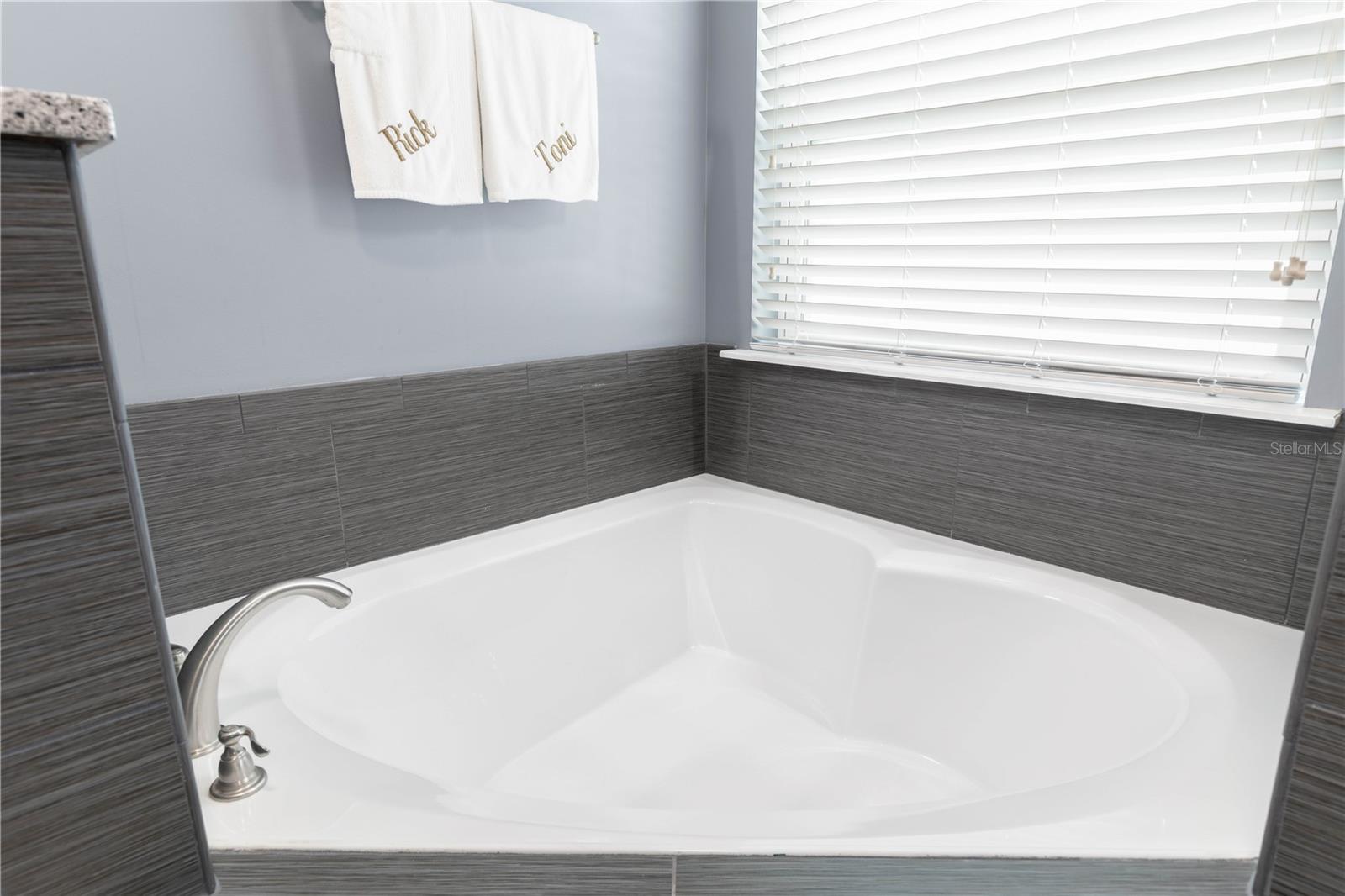 148 S Coopers Hawk Way Property Photo 27