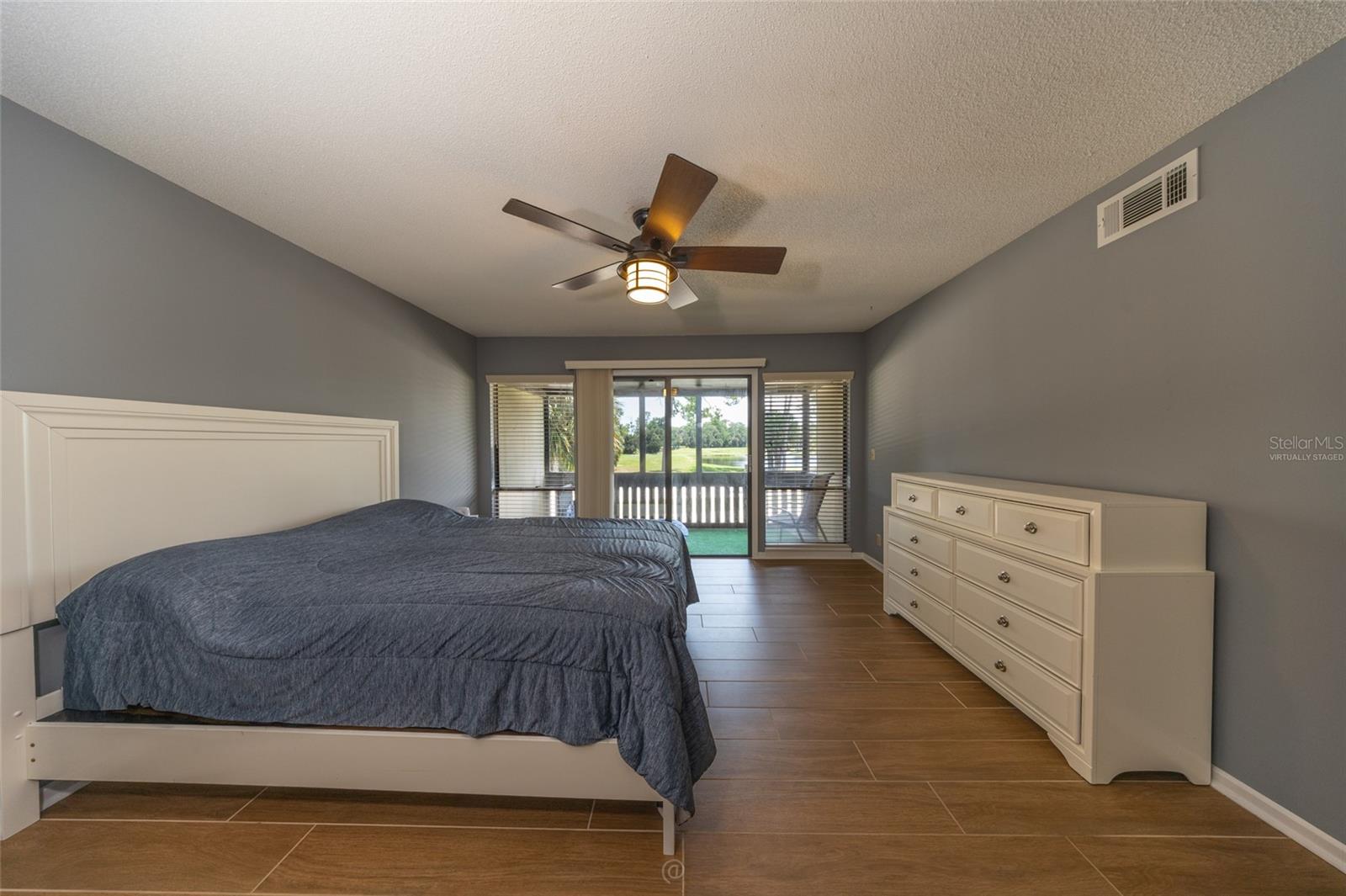 60 Club House Dr #208 Property Photo 25