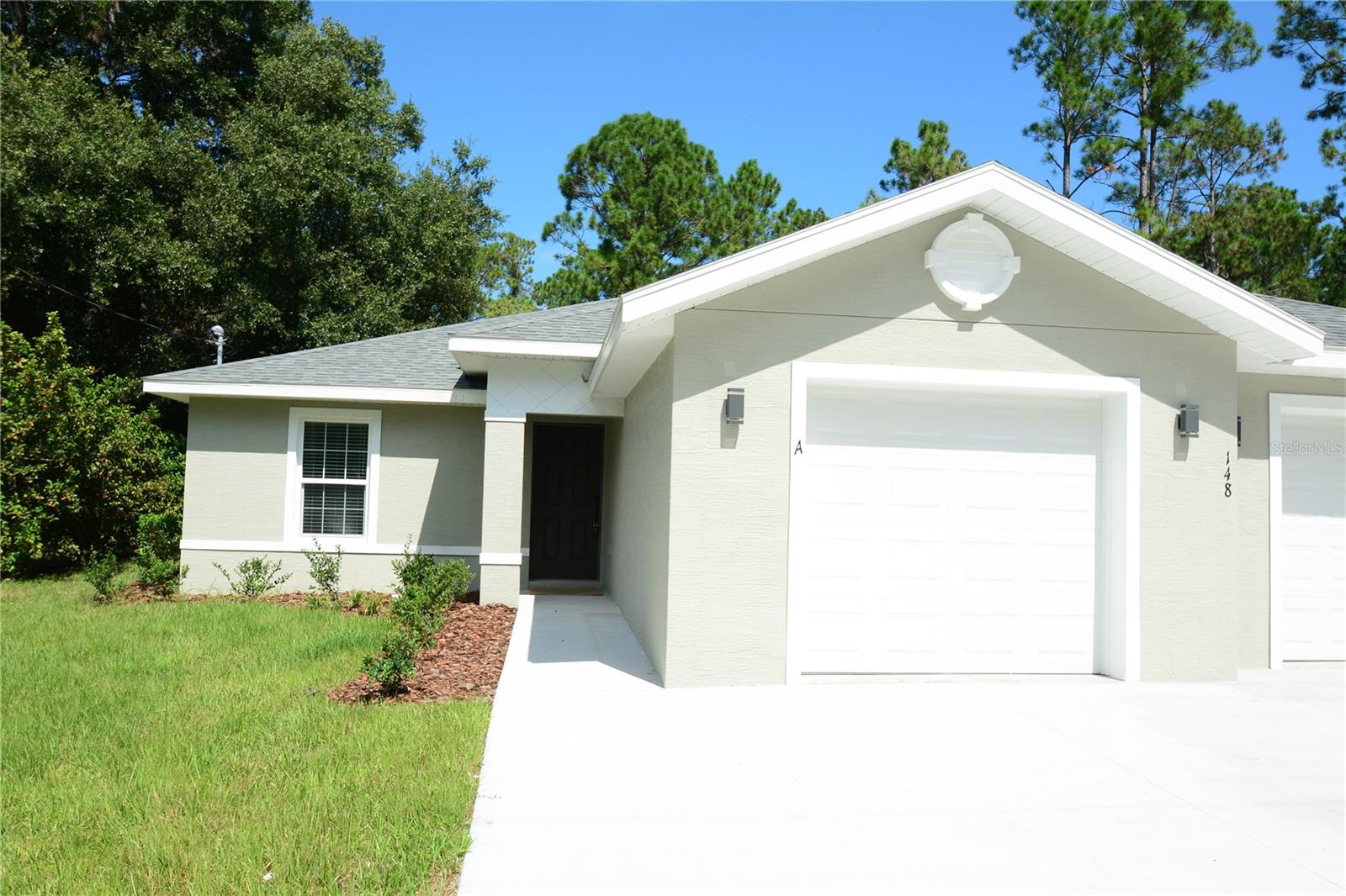 148 Secretary Trl #a/b Property Photo 2
