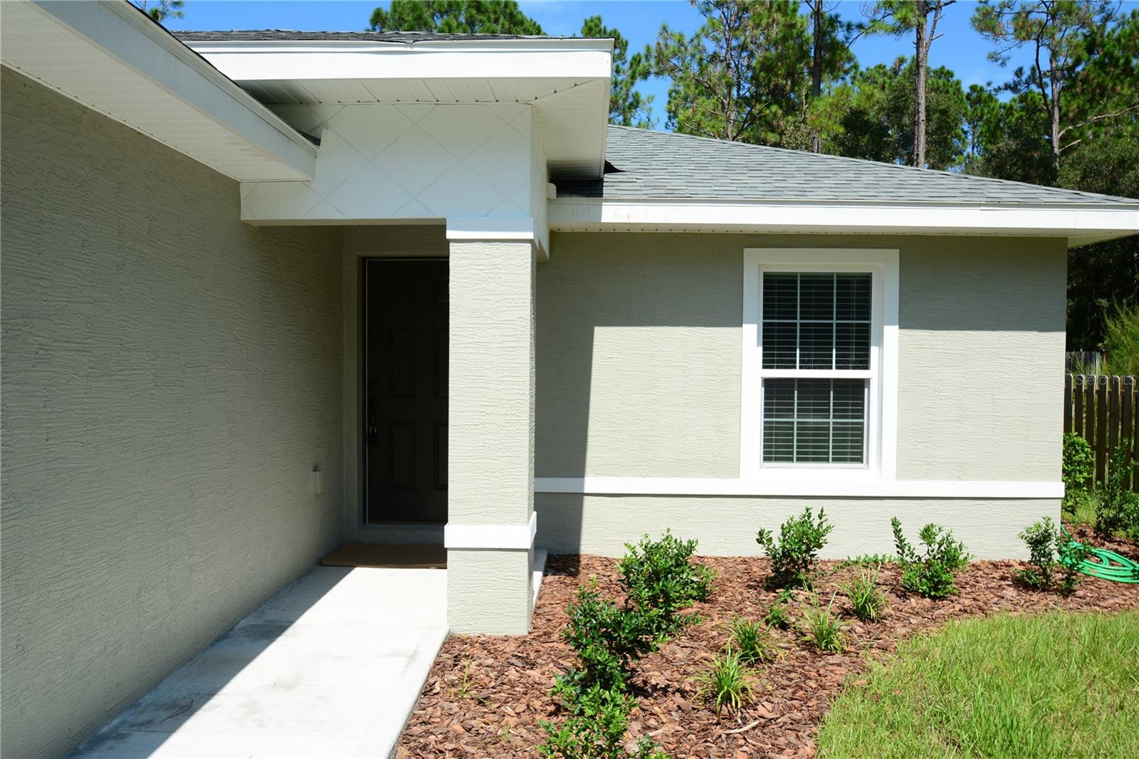 148 Secretary Trl #a/b Property Photo 4