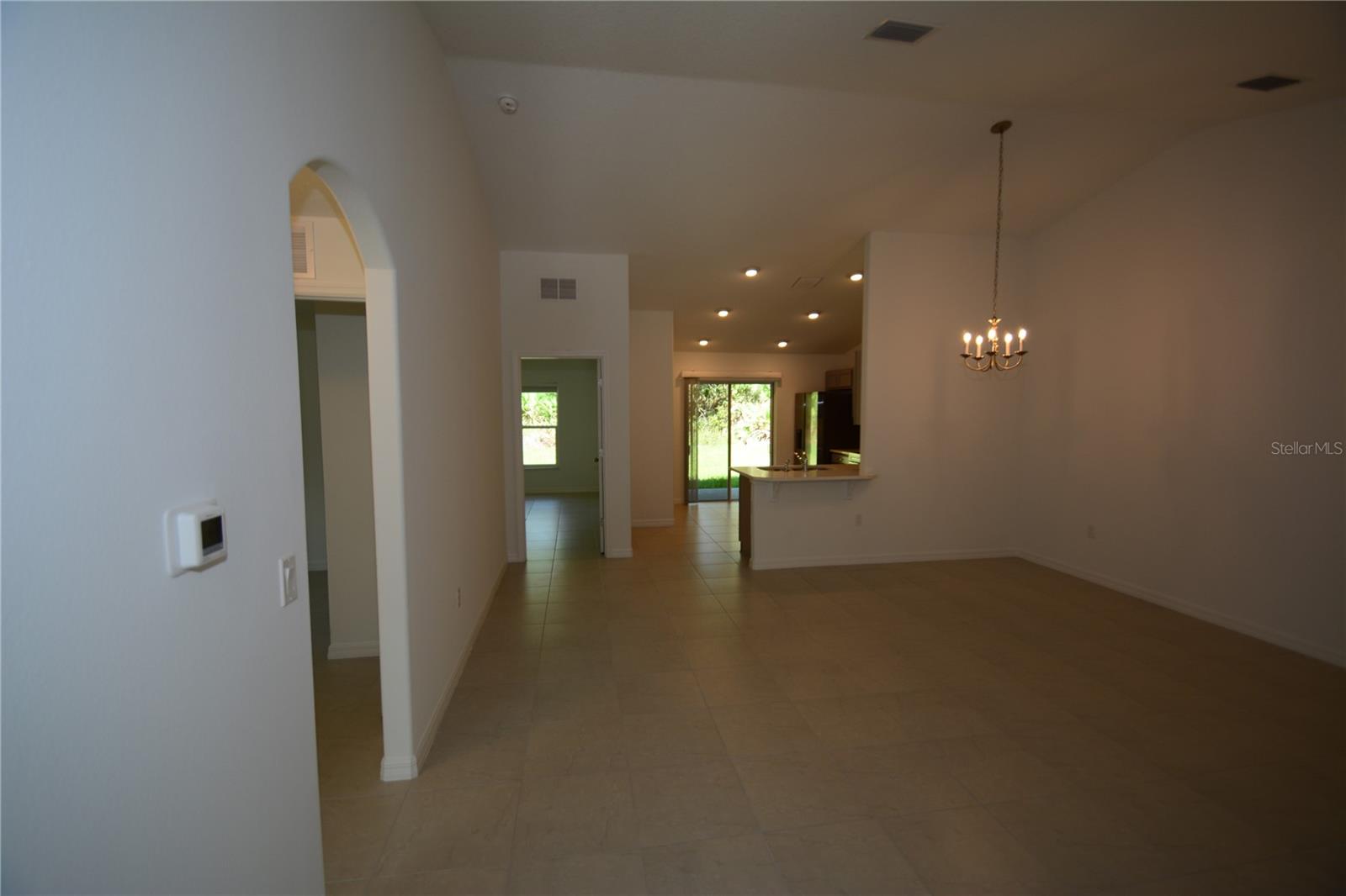 148 Secretary Trl #a/b Property Photo 6