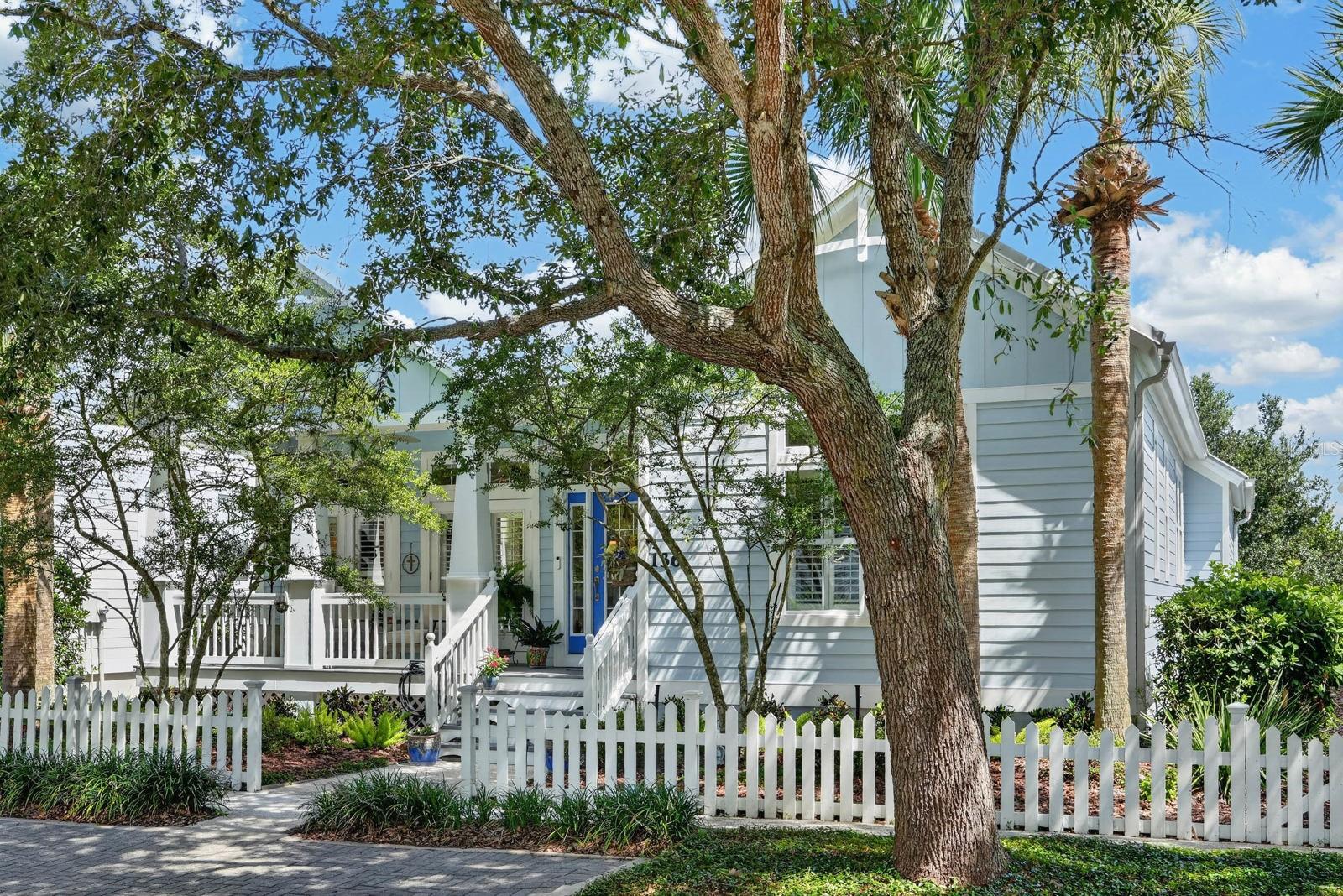 136 Island Cottage Way Way Property Photo 6