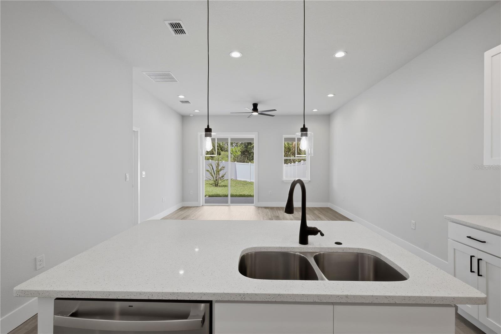 3 Whelan Pl #a & B Property Photo 11