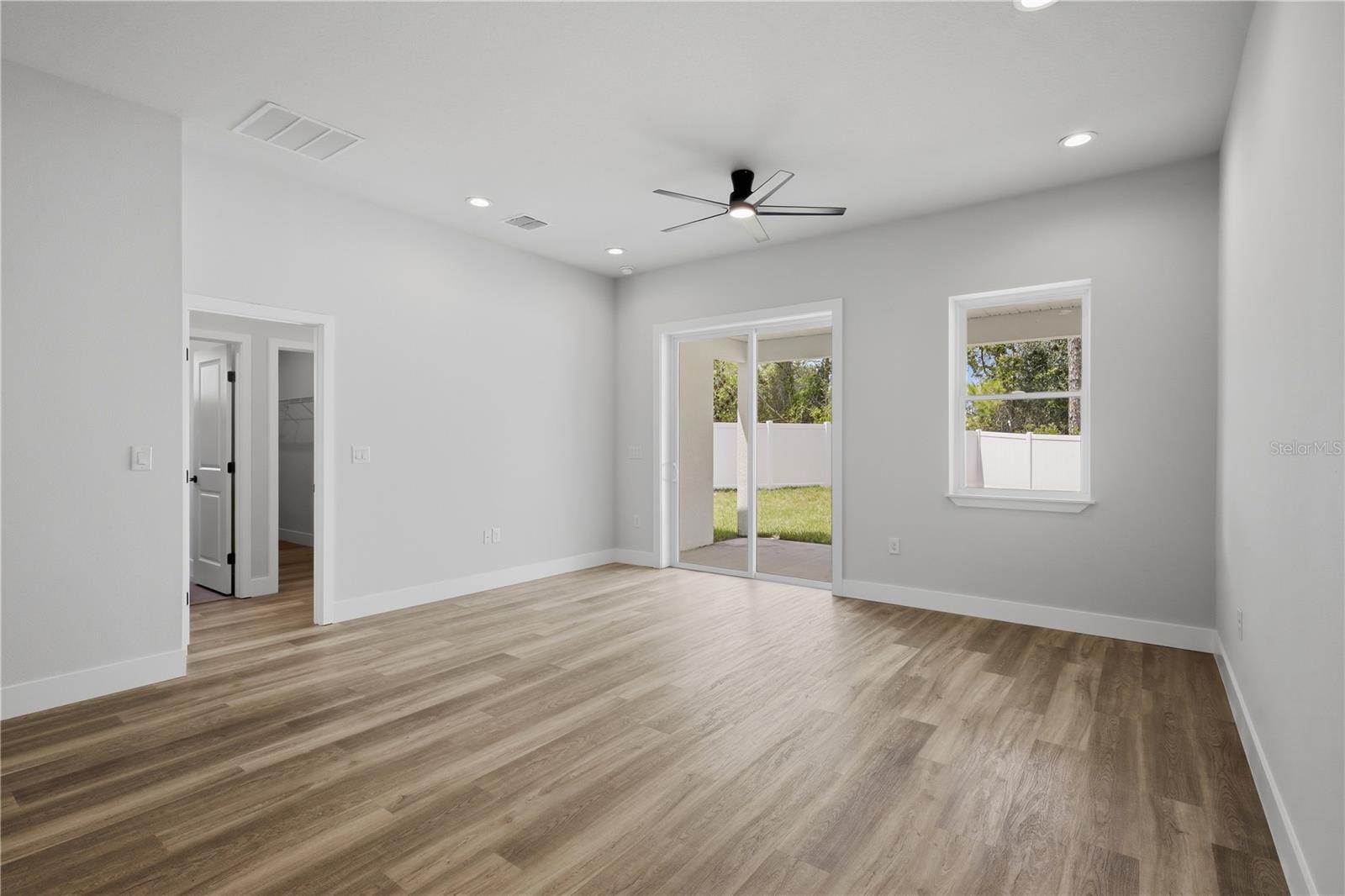 3 Whelan Pl #a & B Property Photo 12