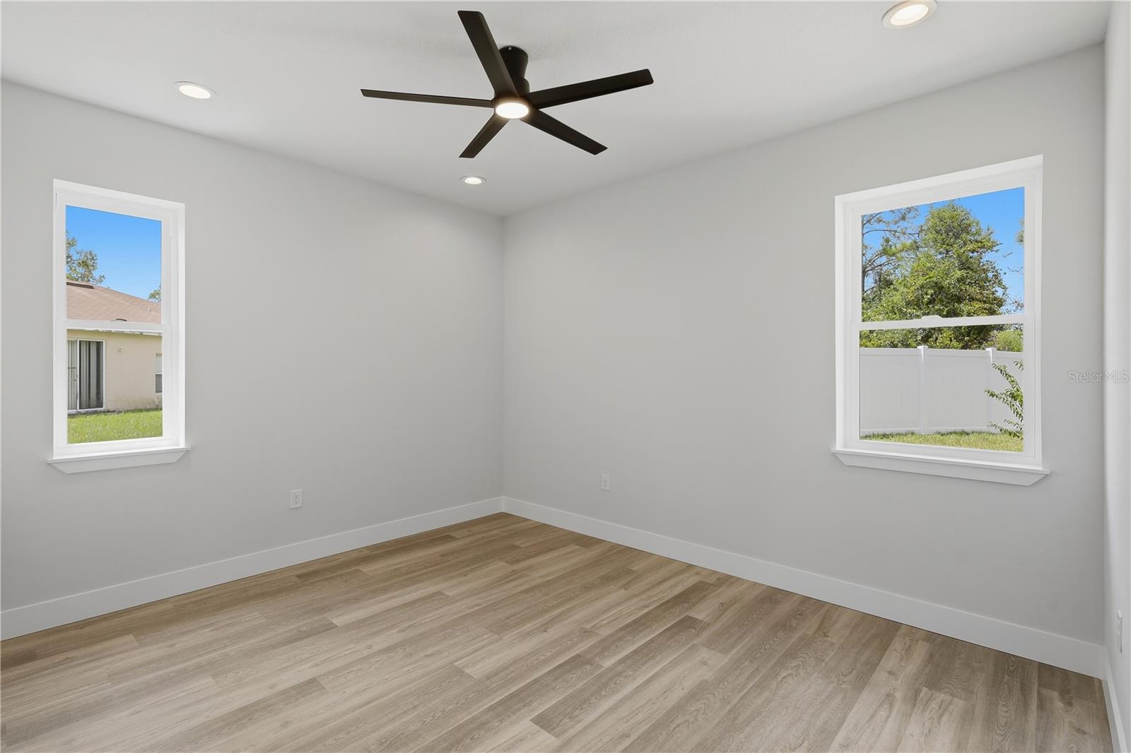 3 Whelan Pl #a & B Property Photo 21