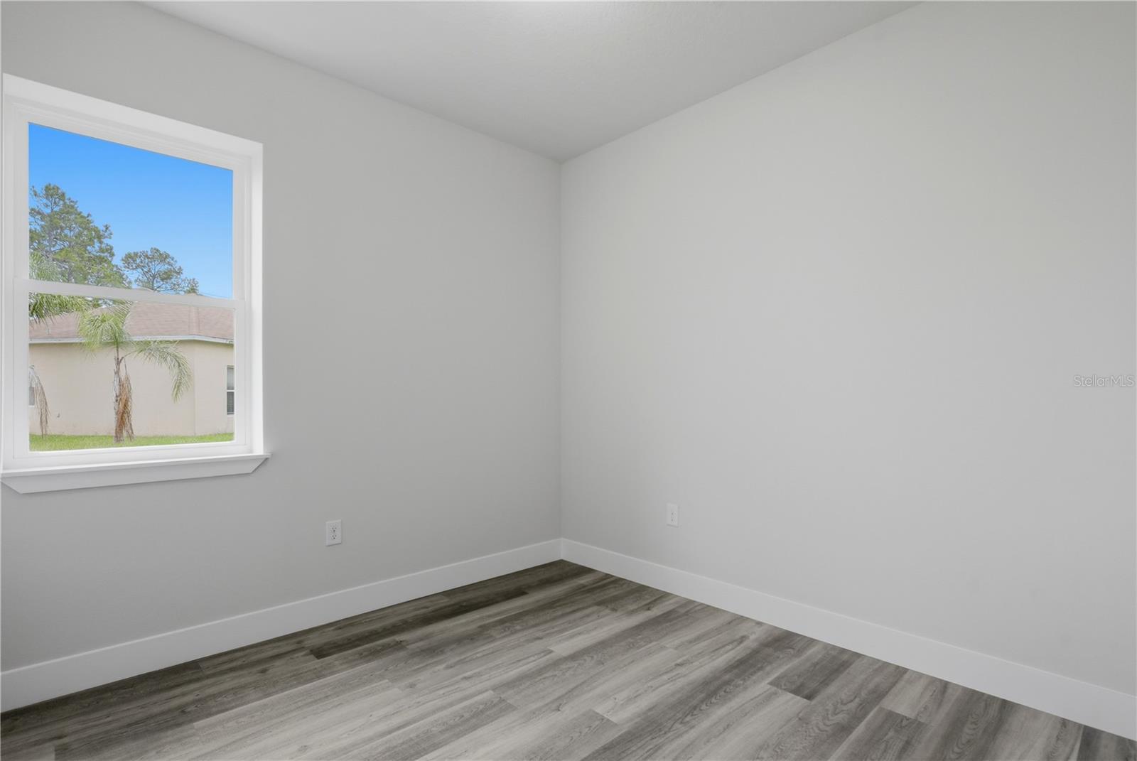 3 Whelan Pl #a & B Property Photo 28