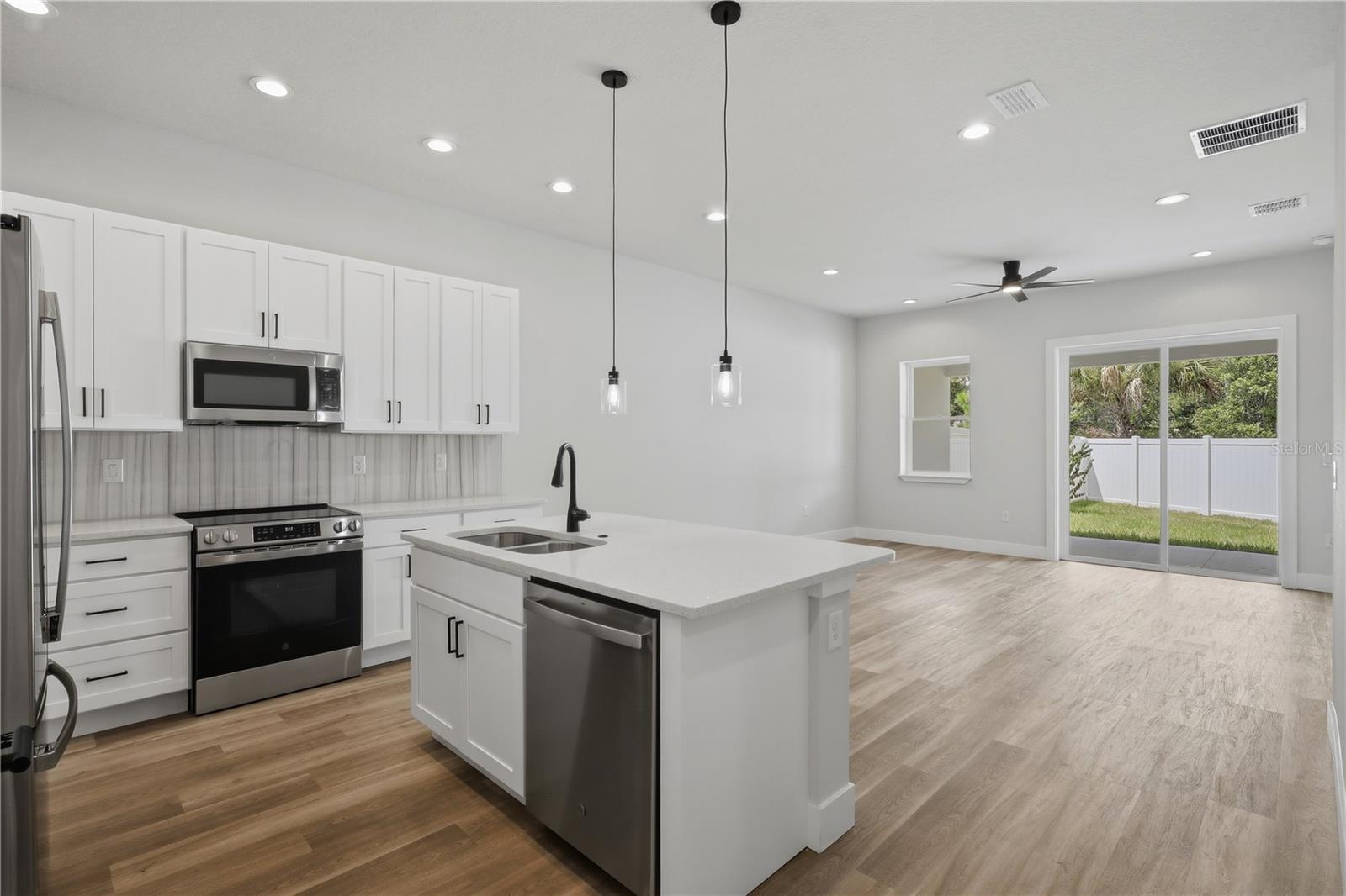 3 Whelan Pl #a & B Property Photo 40