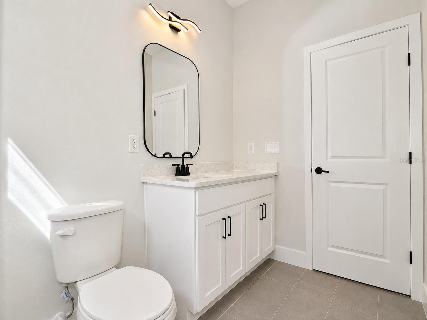 3 Whelan Pl #b Property Photo 19