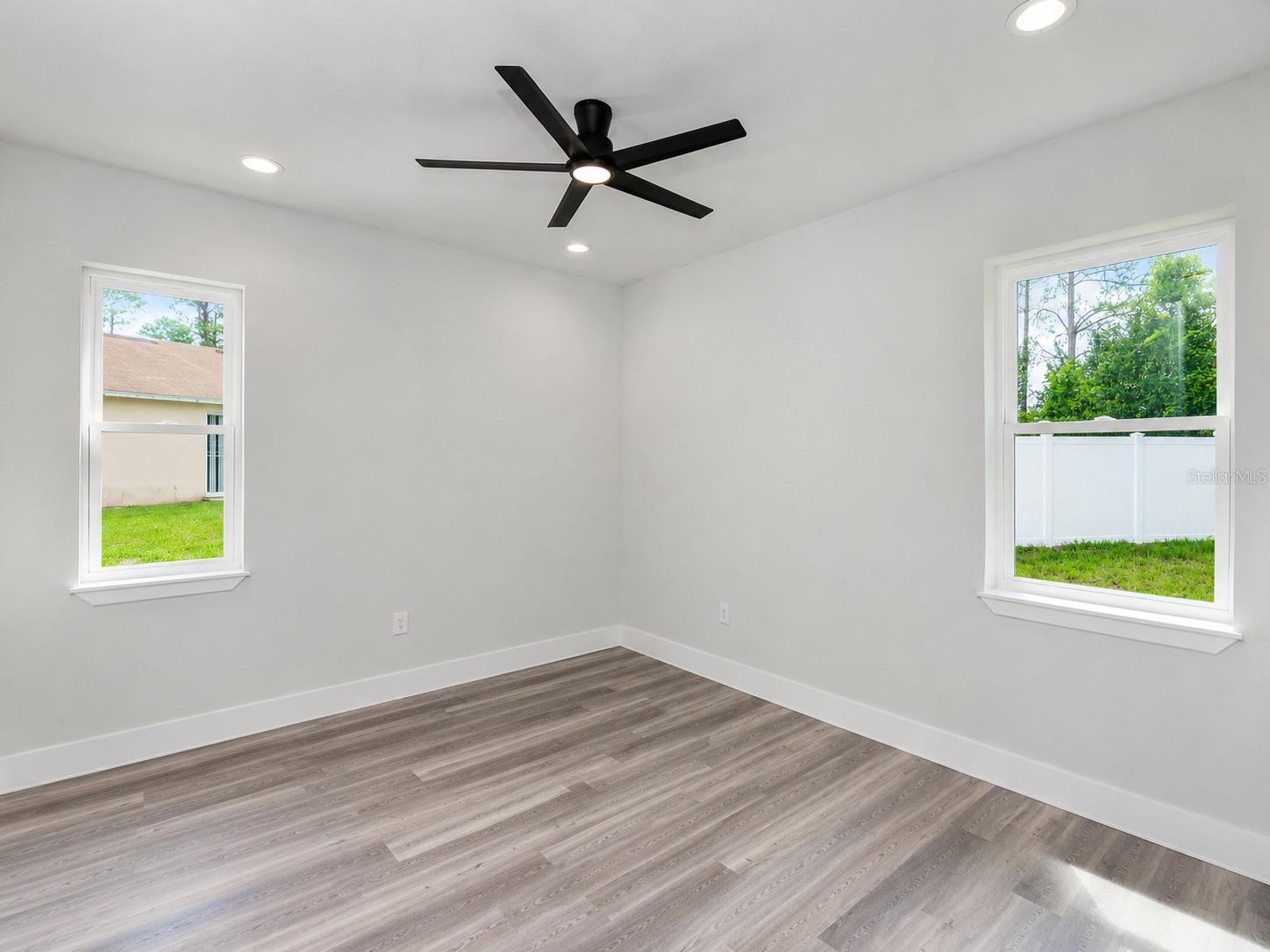 3 Whelan Pl #b Property Photo 23