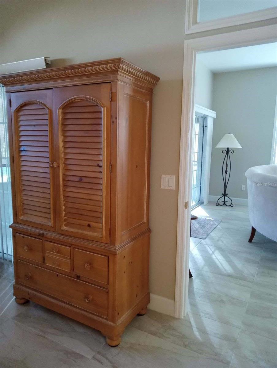 1181 Athlone Way Property Photo 25