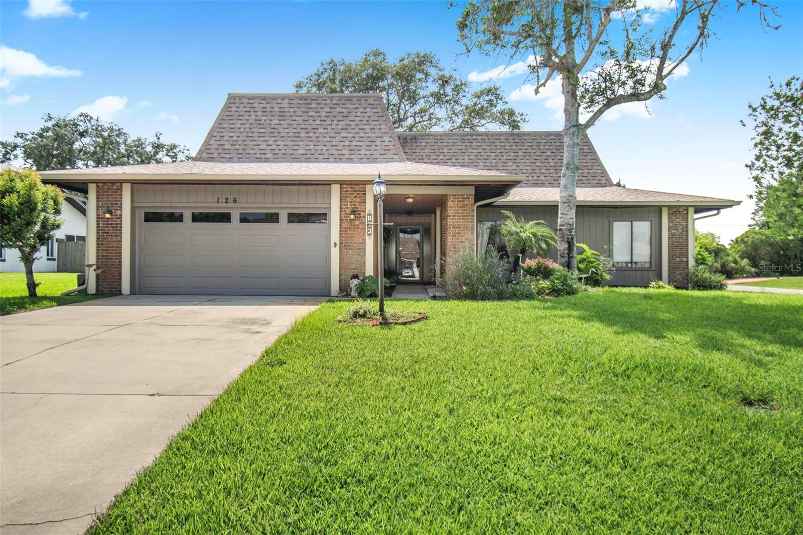 126 Florida Park Dr Property Photo 3
