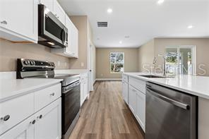 8 Lewisdale Pl Property Photo 5