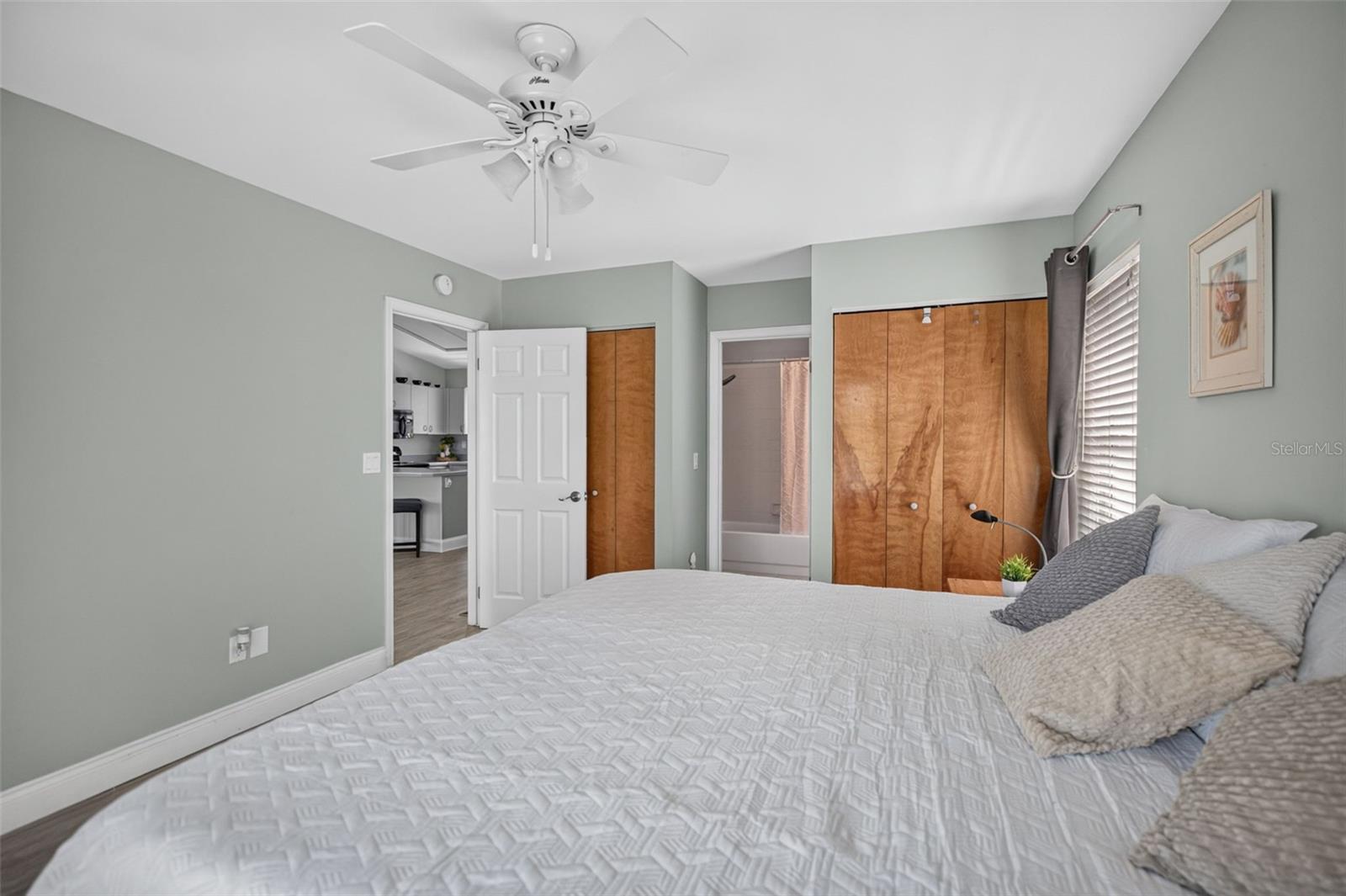 5466 4th St Property Photo 43