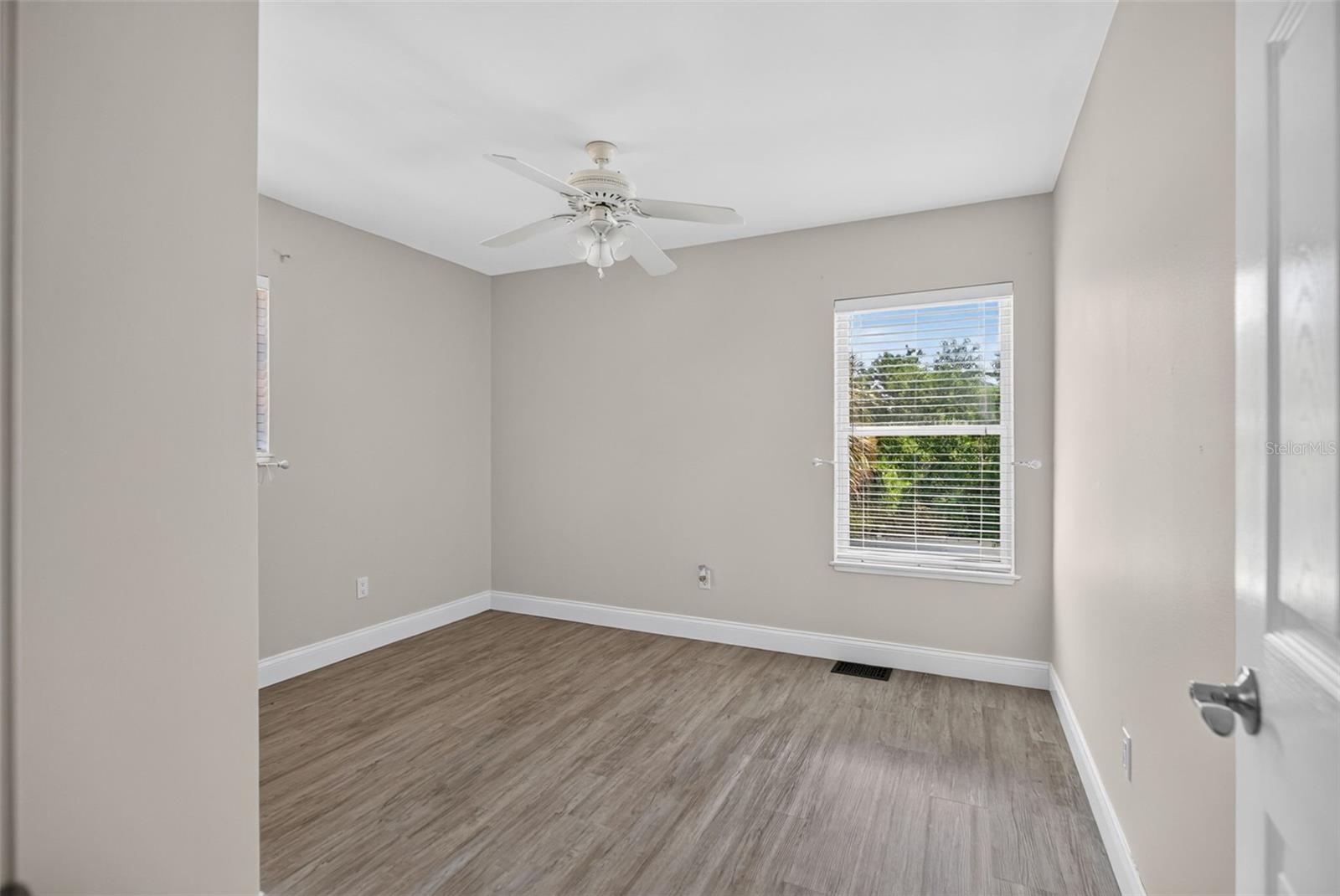 5466 4th St Property Photo 56