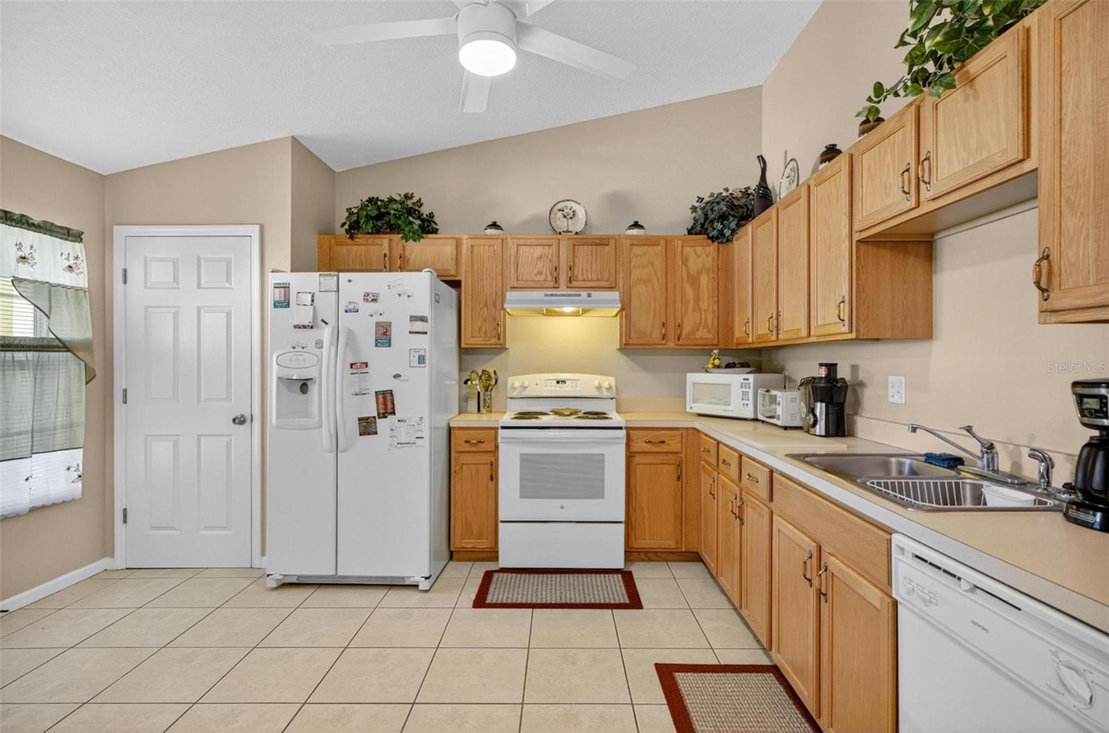 8 Fawn Ln #a Property Photo 8