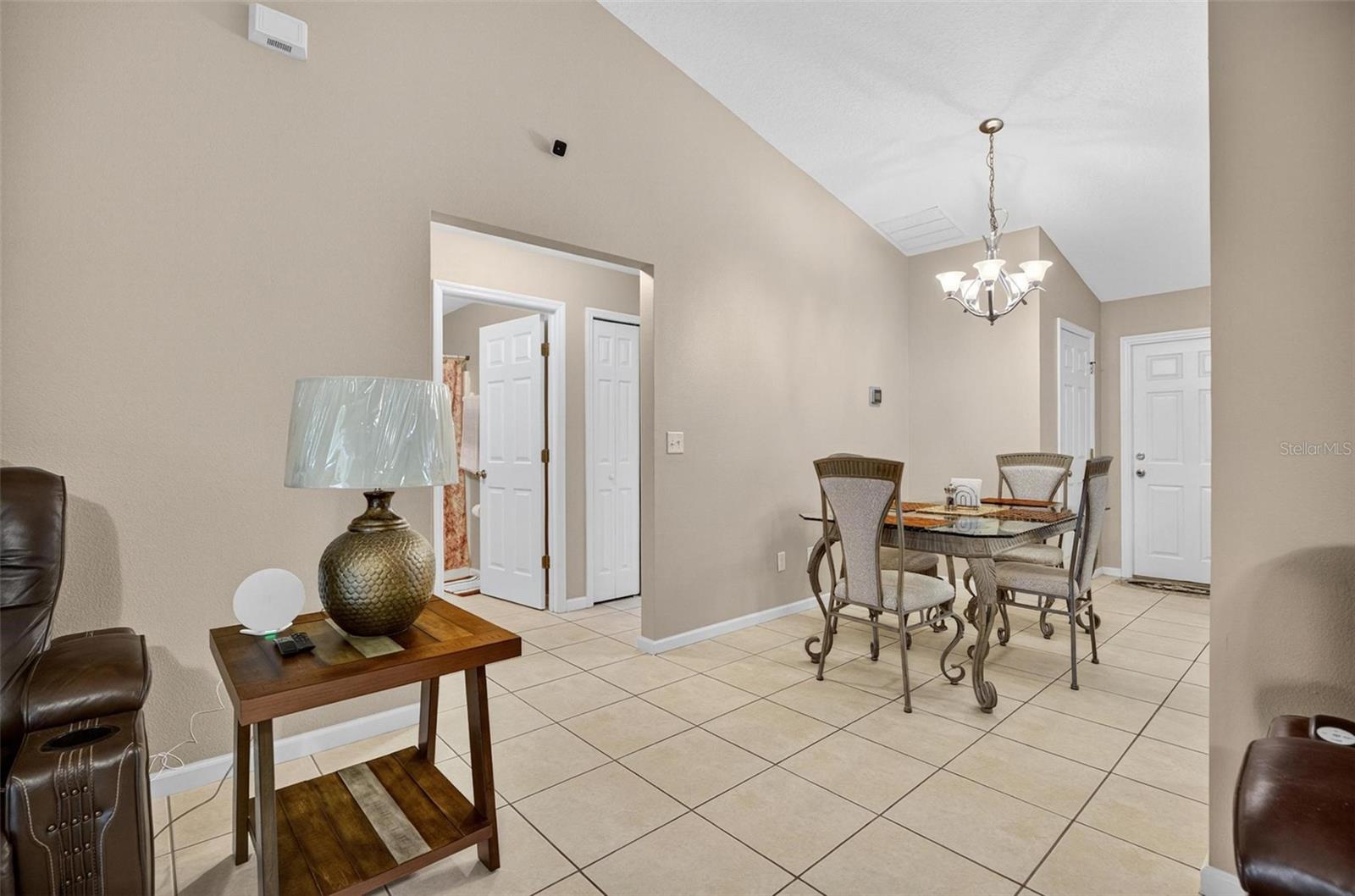8 Fawn Ln #a Property Photo 16
