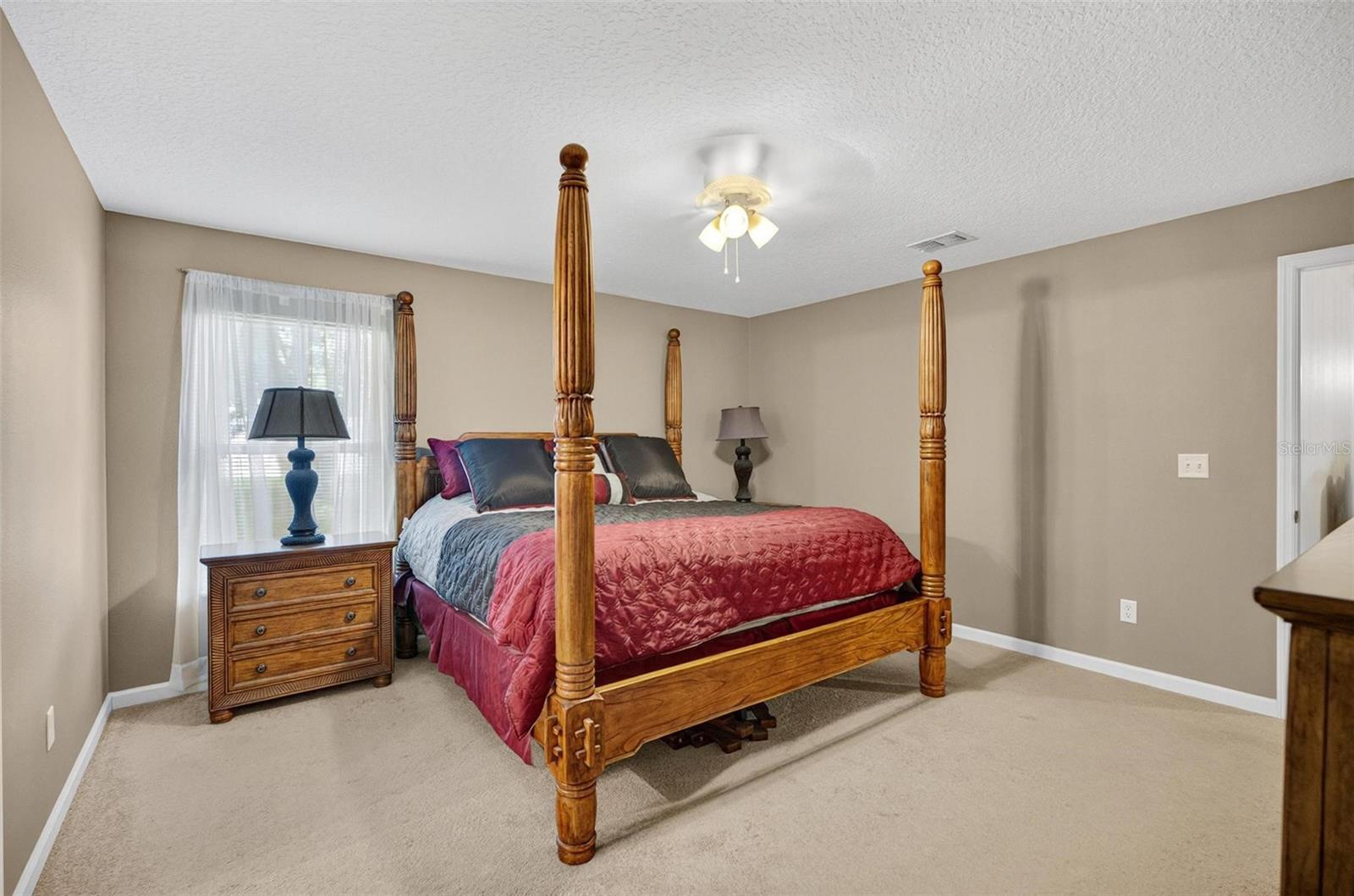 8 Fawn Ln #a Property Photo 26