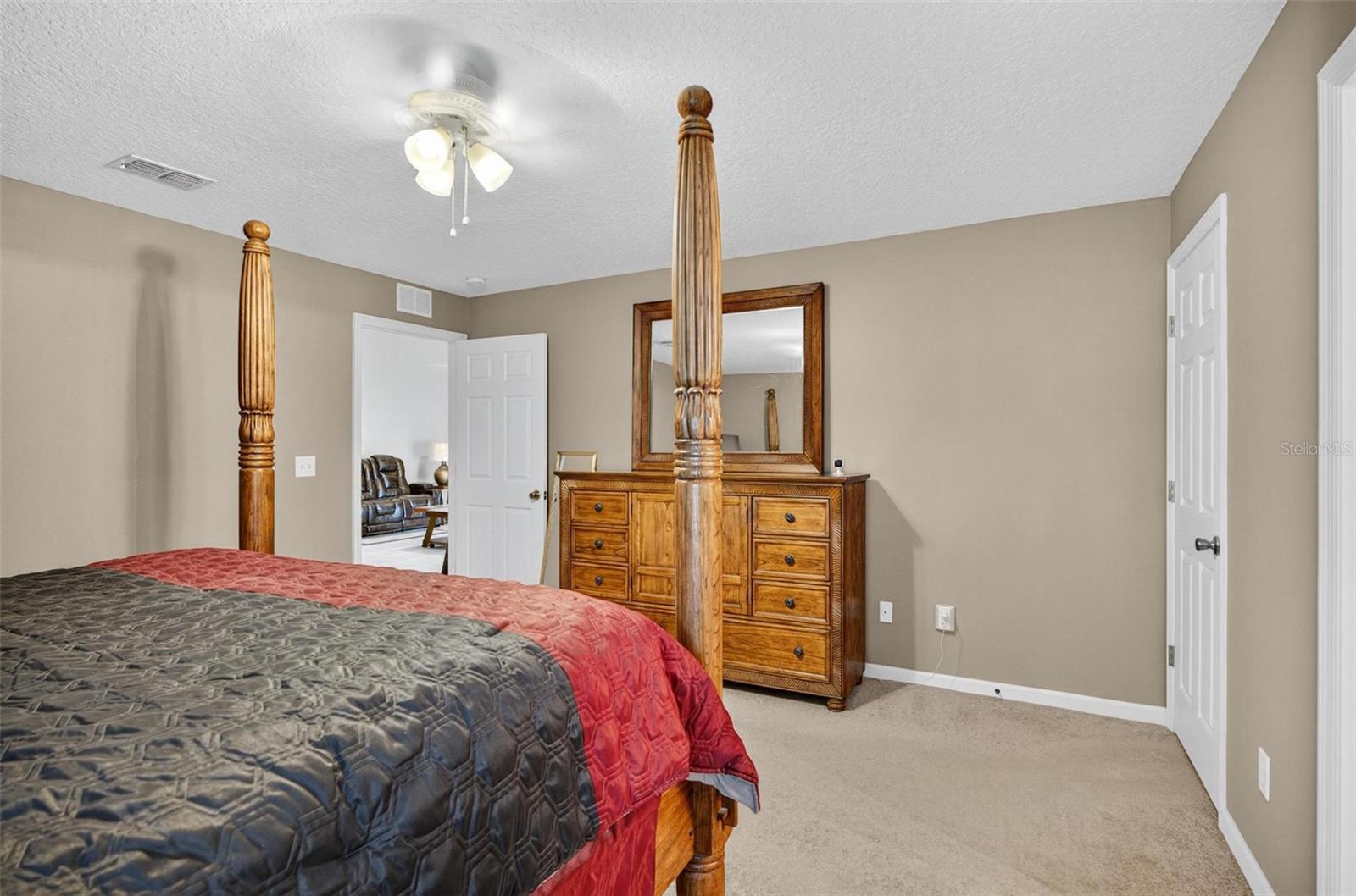 8 Fawn Ln #a Property Photo 29