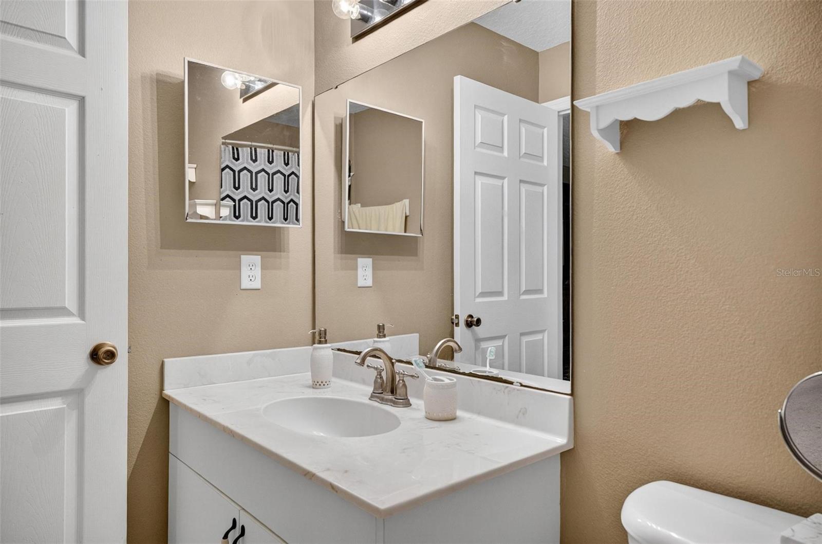 8 Fawn Ln #a Property Photo 35