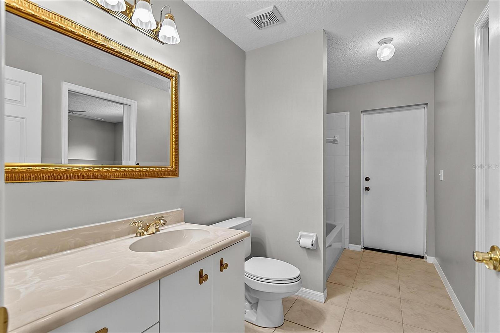 22 Ibis Ct N Property Photo 15